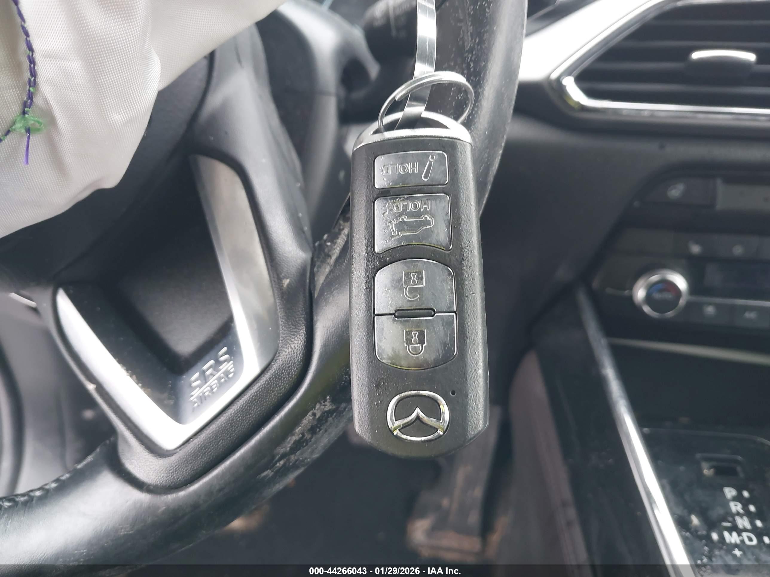 MAZDA CX-9 image 11