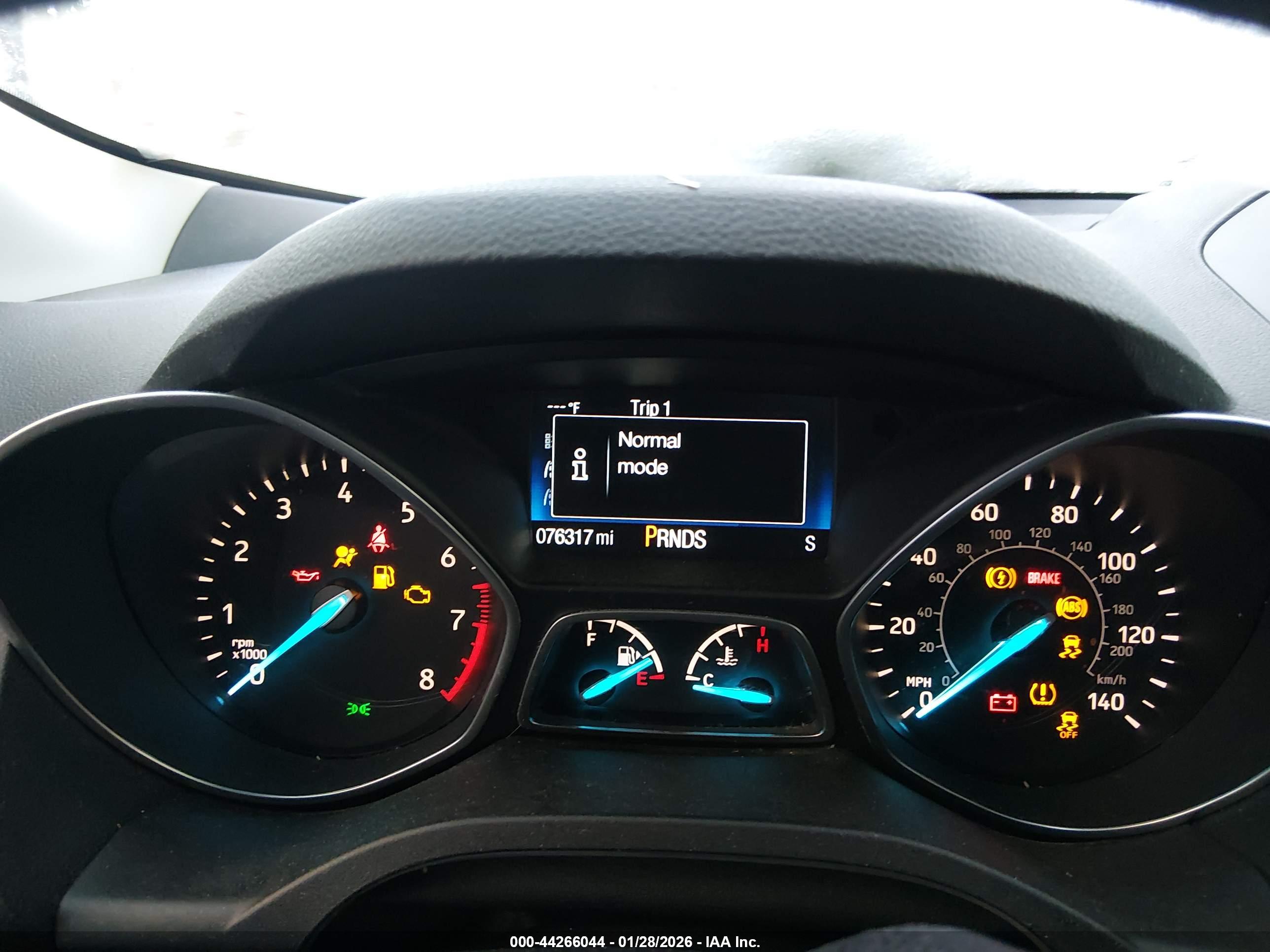 FORD ESCAPE image 7