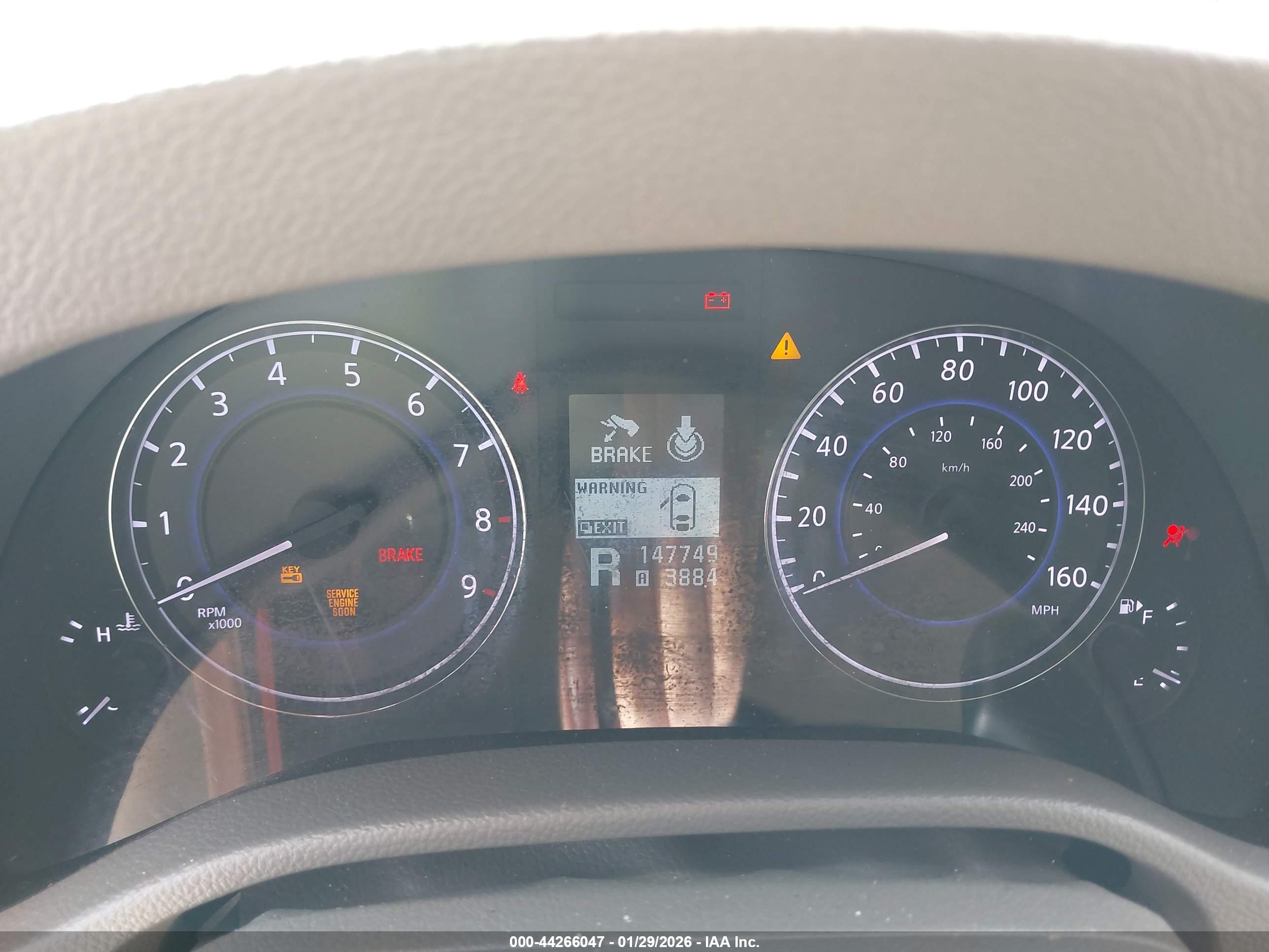 INFINITI Q40 image 7