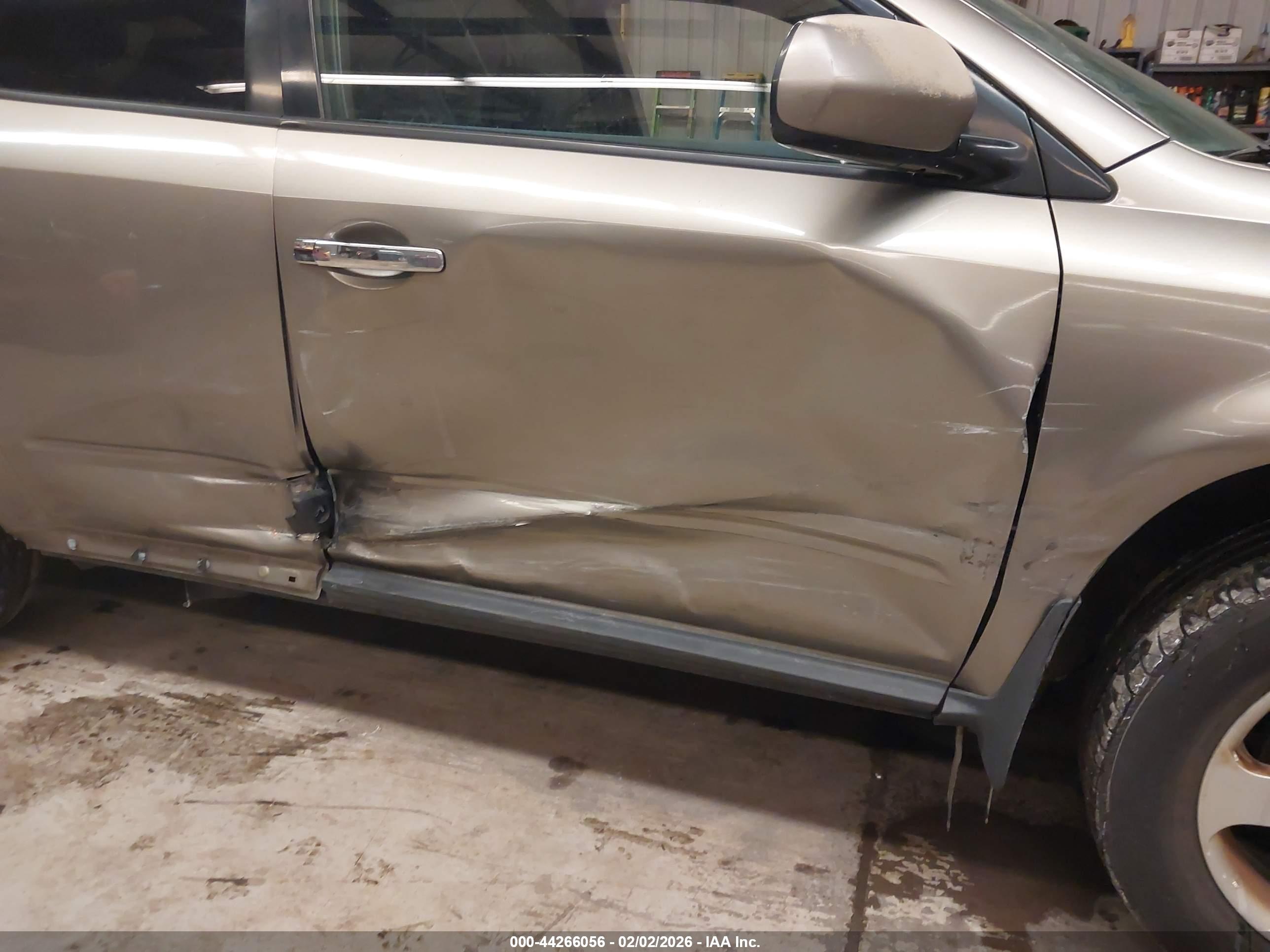 NISSAN MURANO image 6