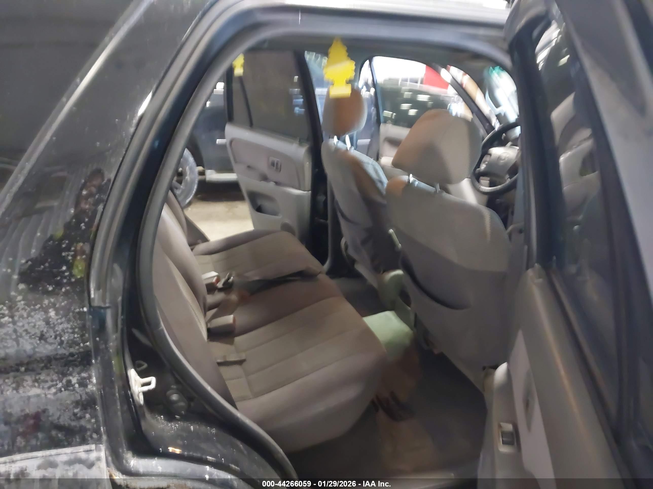 TOYOTA 4RUNNER image 8