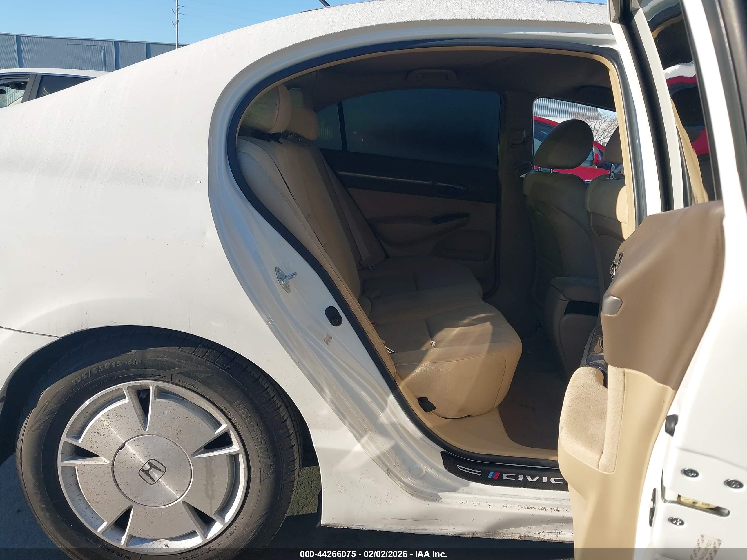 HONDA CIVIC image 8