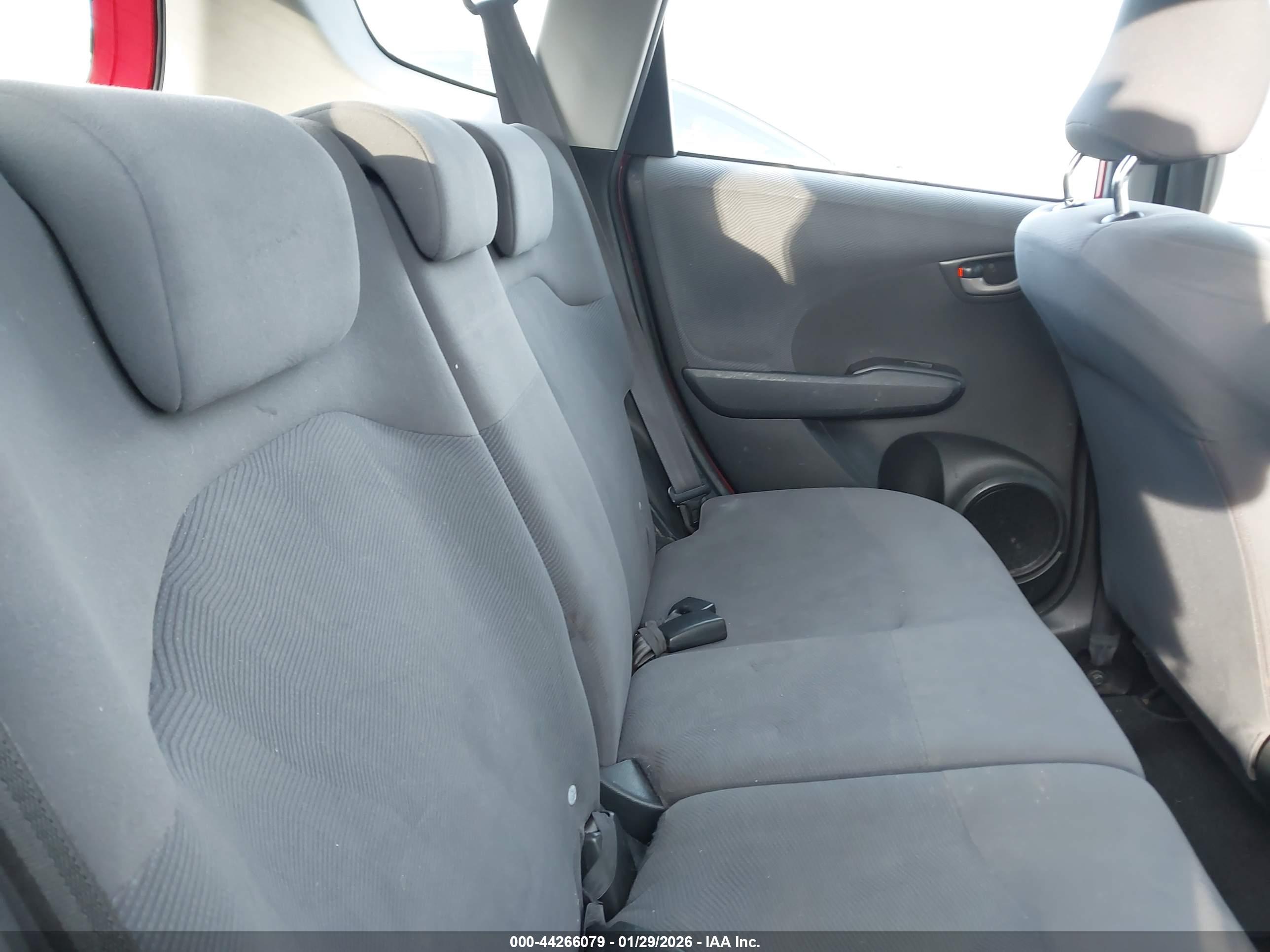 HONDA FIT image 8