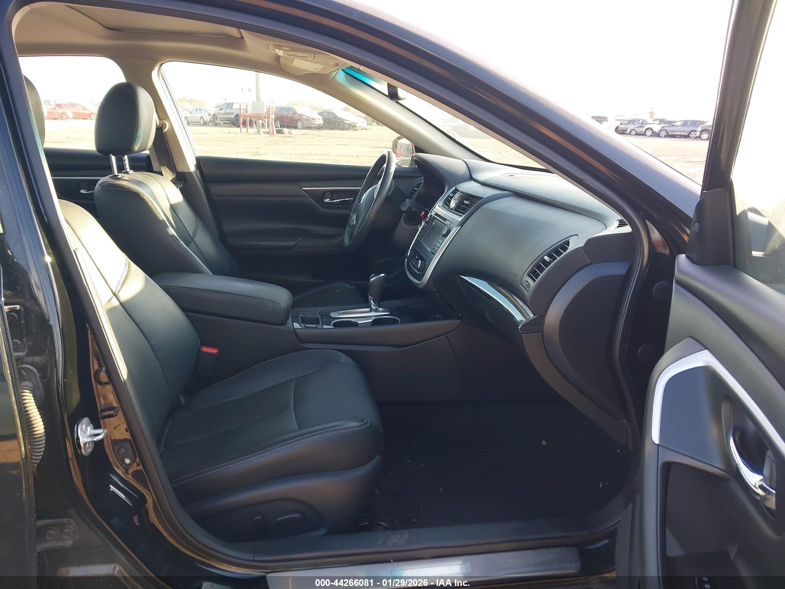 NISSAN ALTIMA image 5