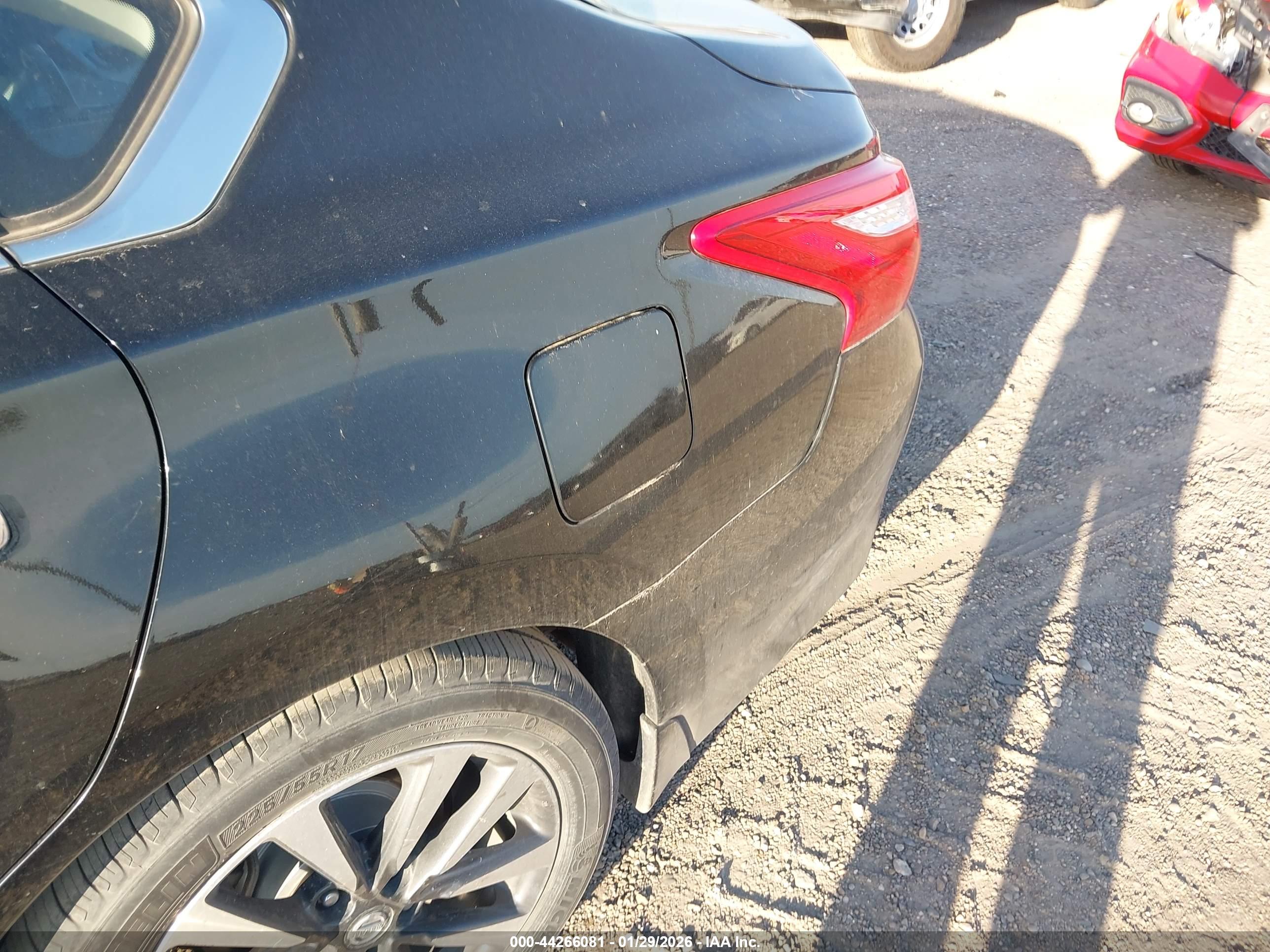 NISSAN ALTIMA image 6