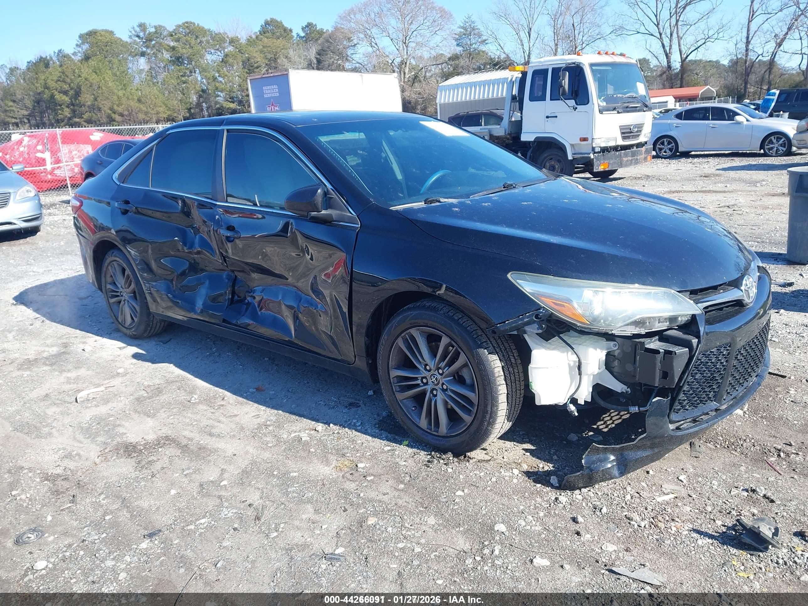 TOYOTA CAMRY image 6