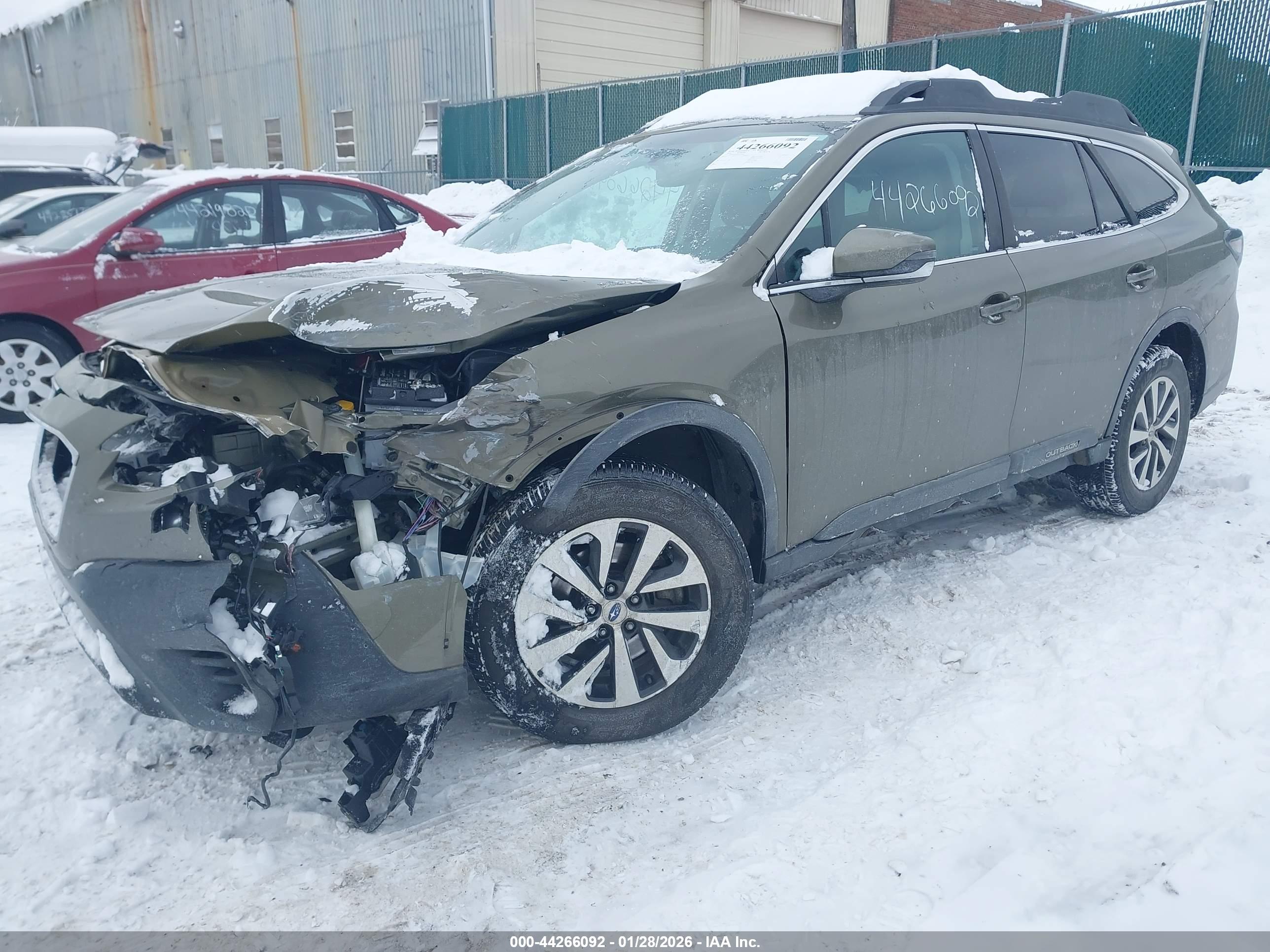 SUBARU OUTBACK image 2