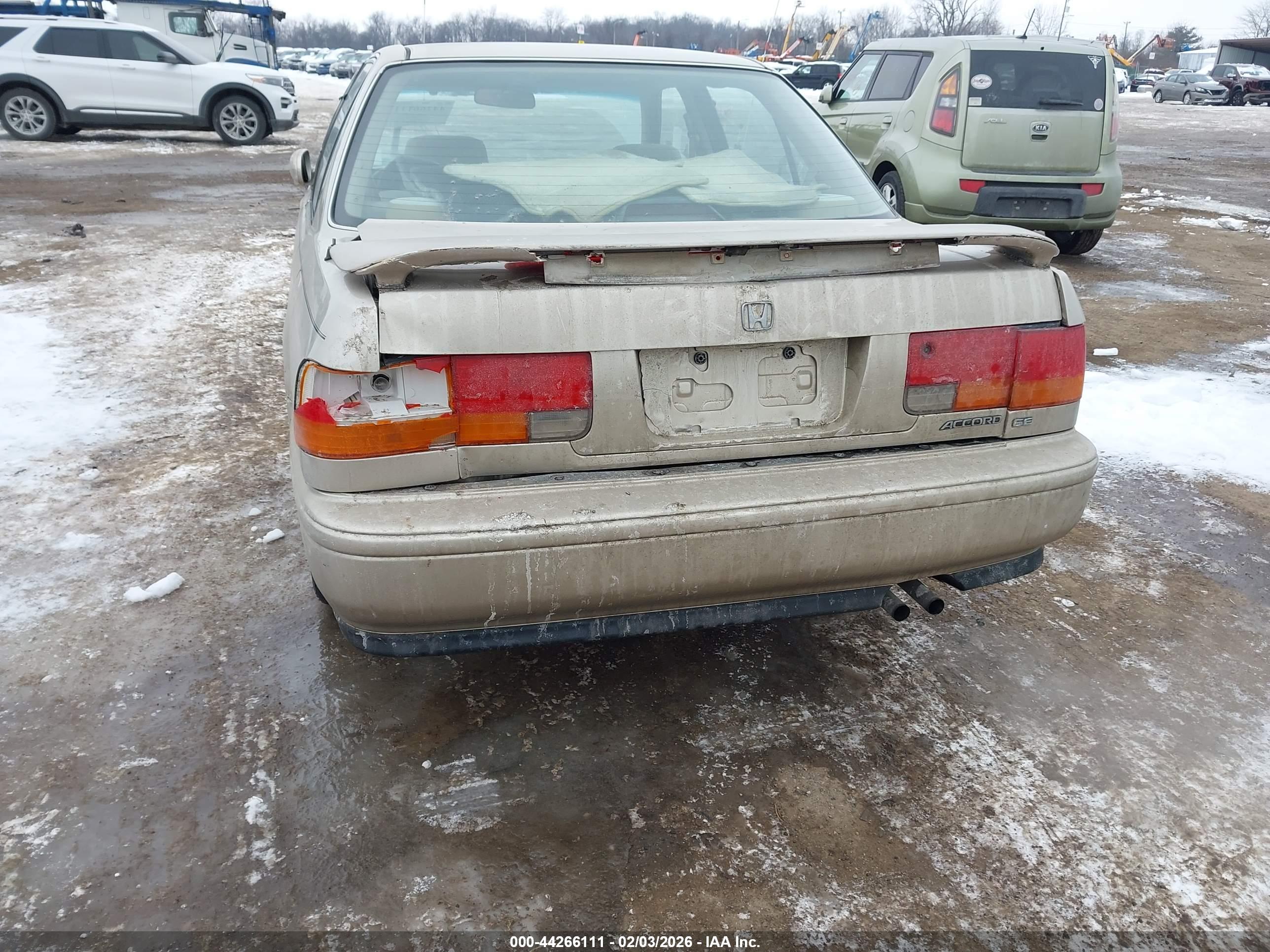 HONDA ACCORD image 6