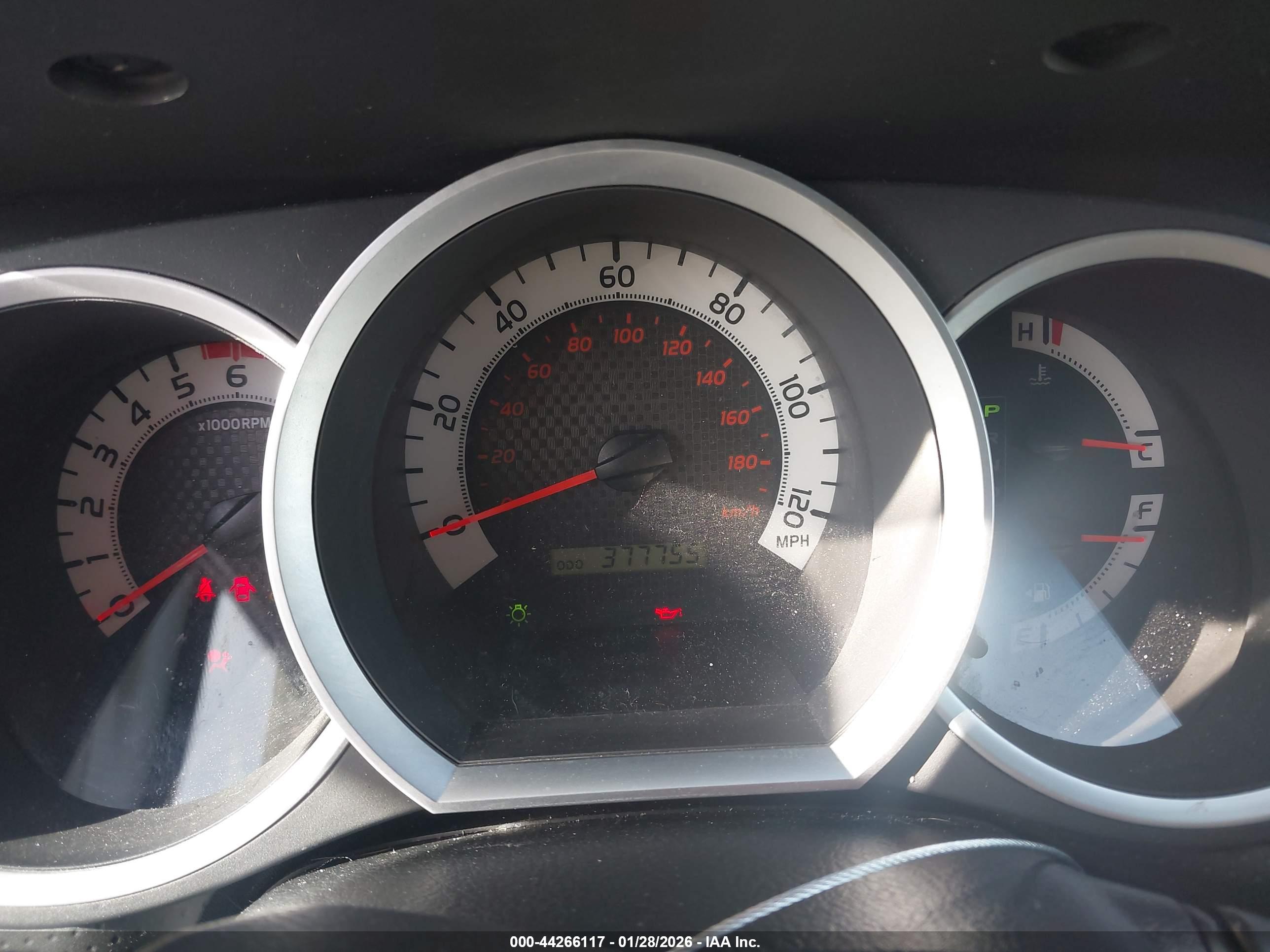 TOYOTA TACOMA image 7