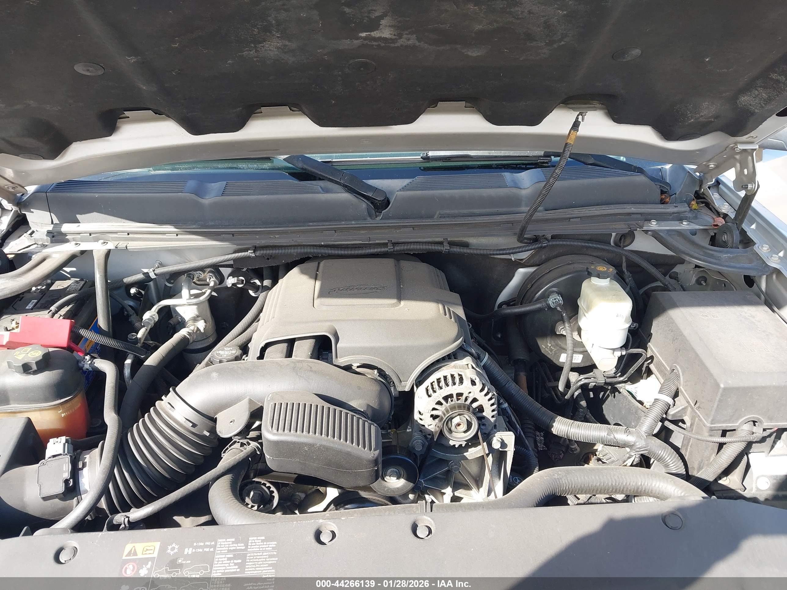 CHEVROLET SILVERADO image 10