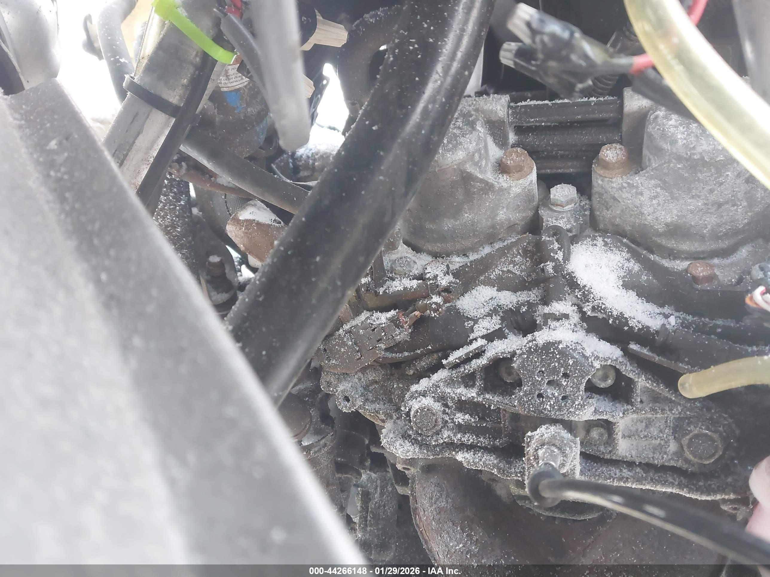 SKI-DOO MXZ image 10