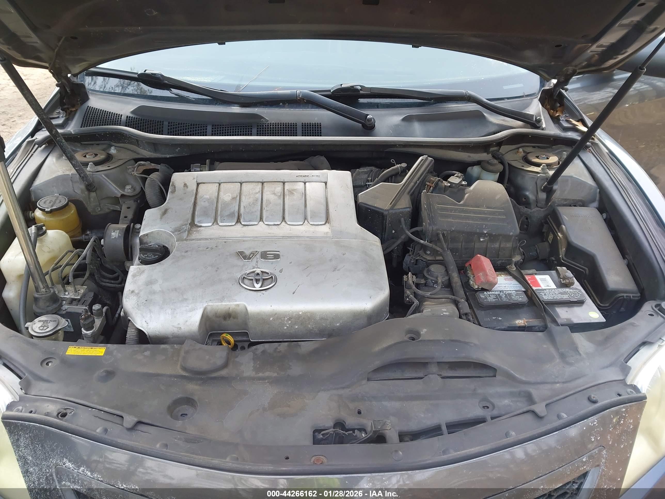 TOYOTA CAMRY image 10