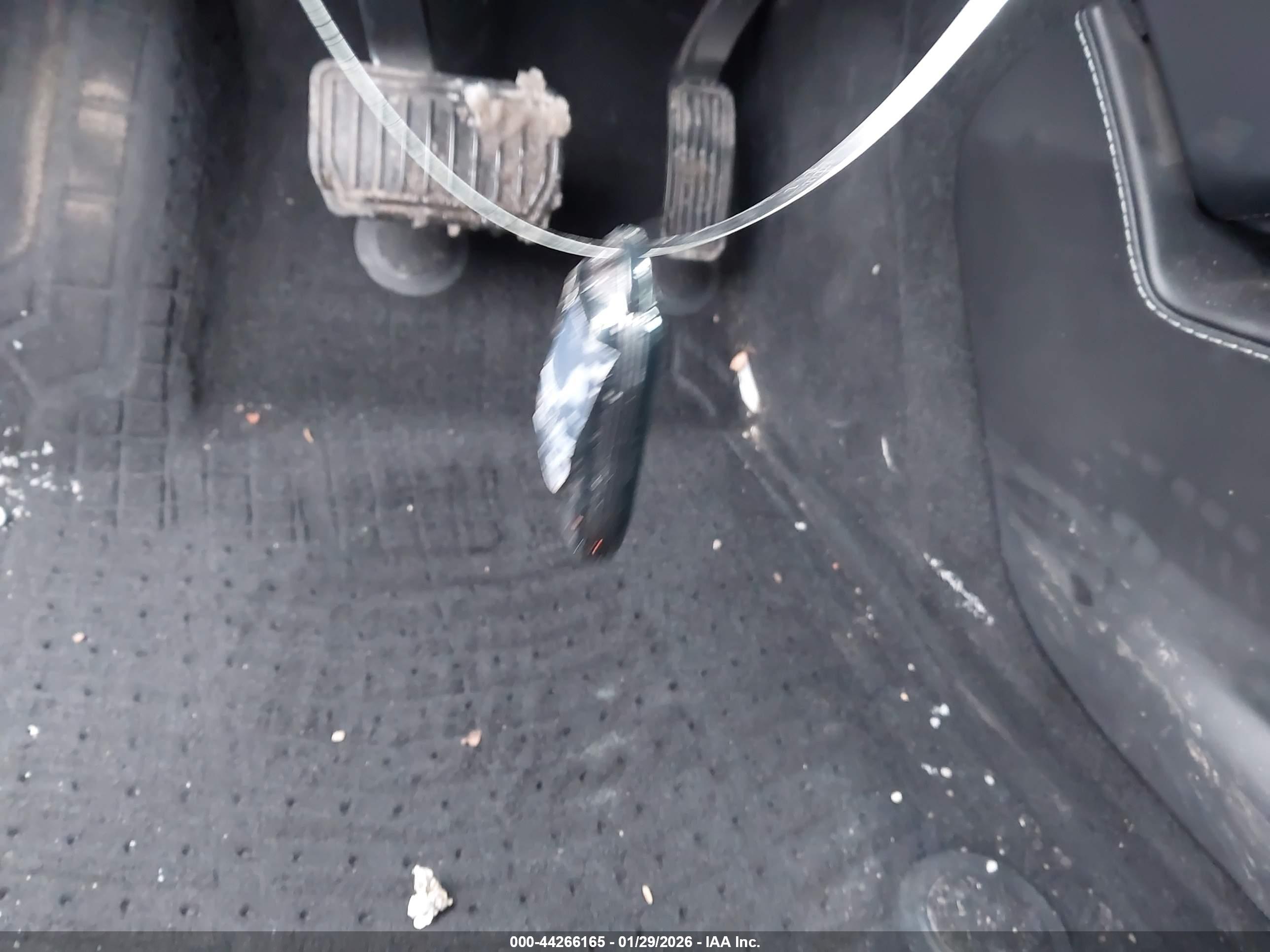 TESLA MODEL image 11