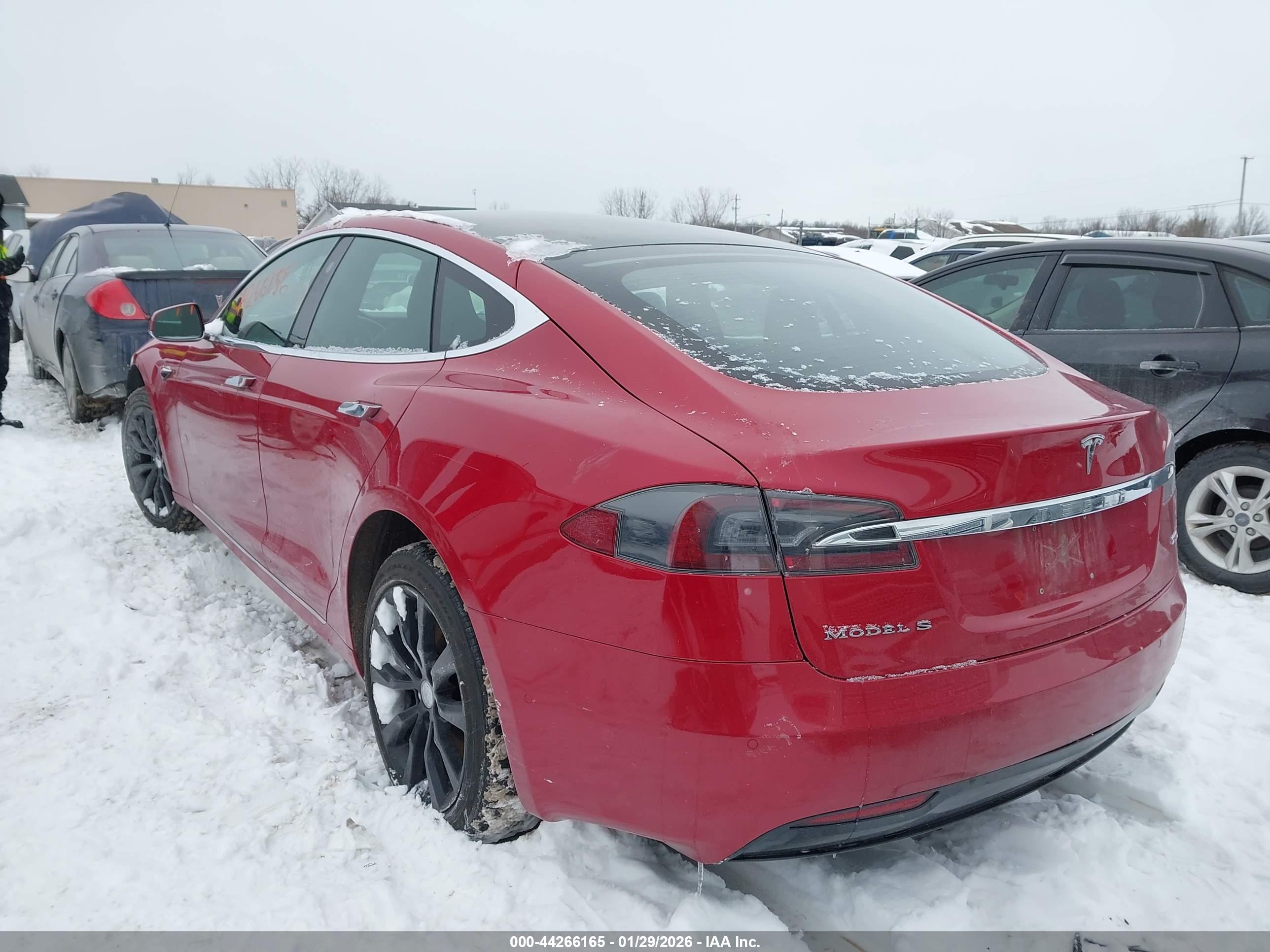 TESLA MODEL image 3
