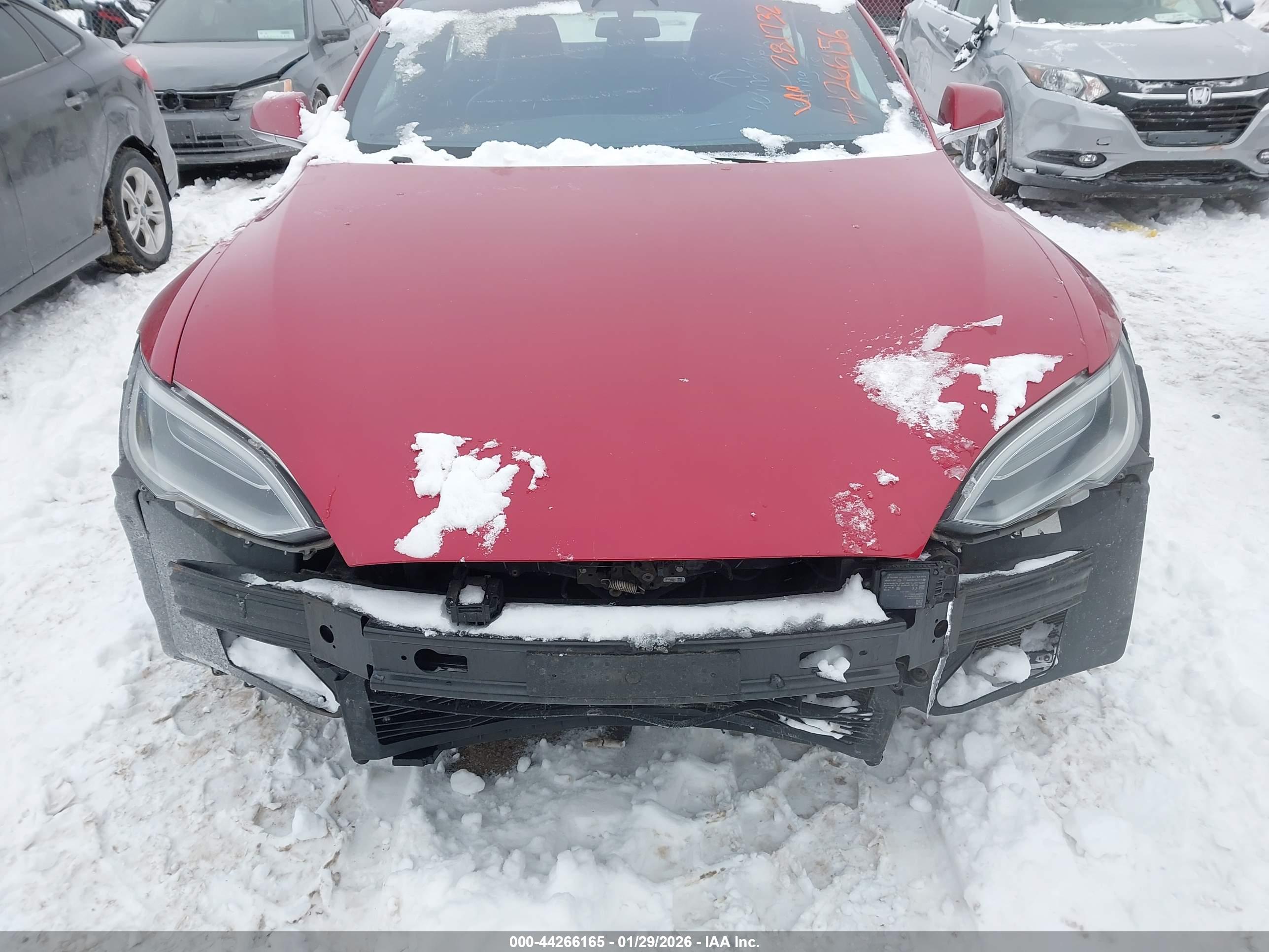 TESLA MODEL image 6