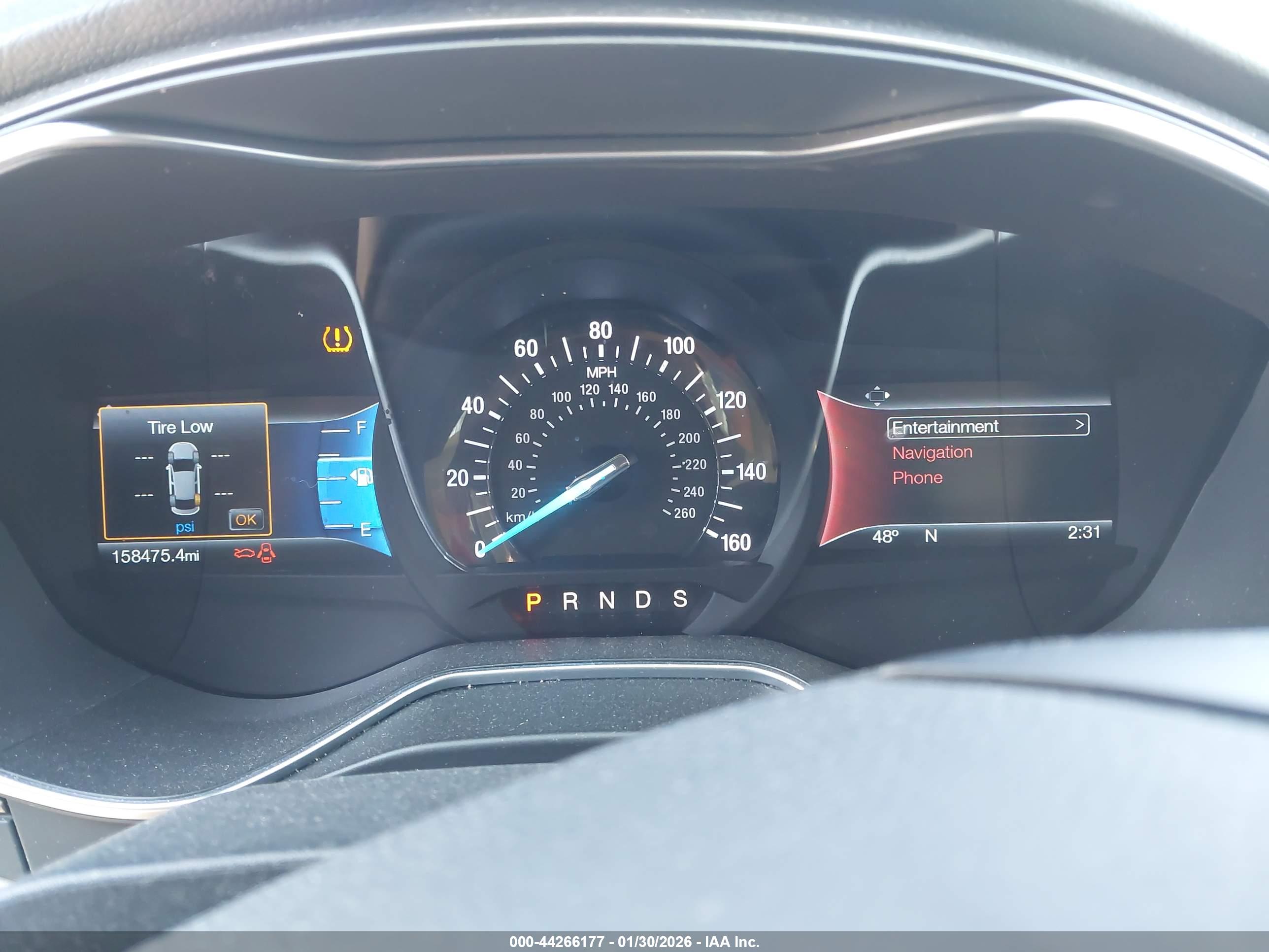 FORD FUSION image 7