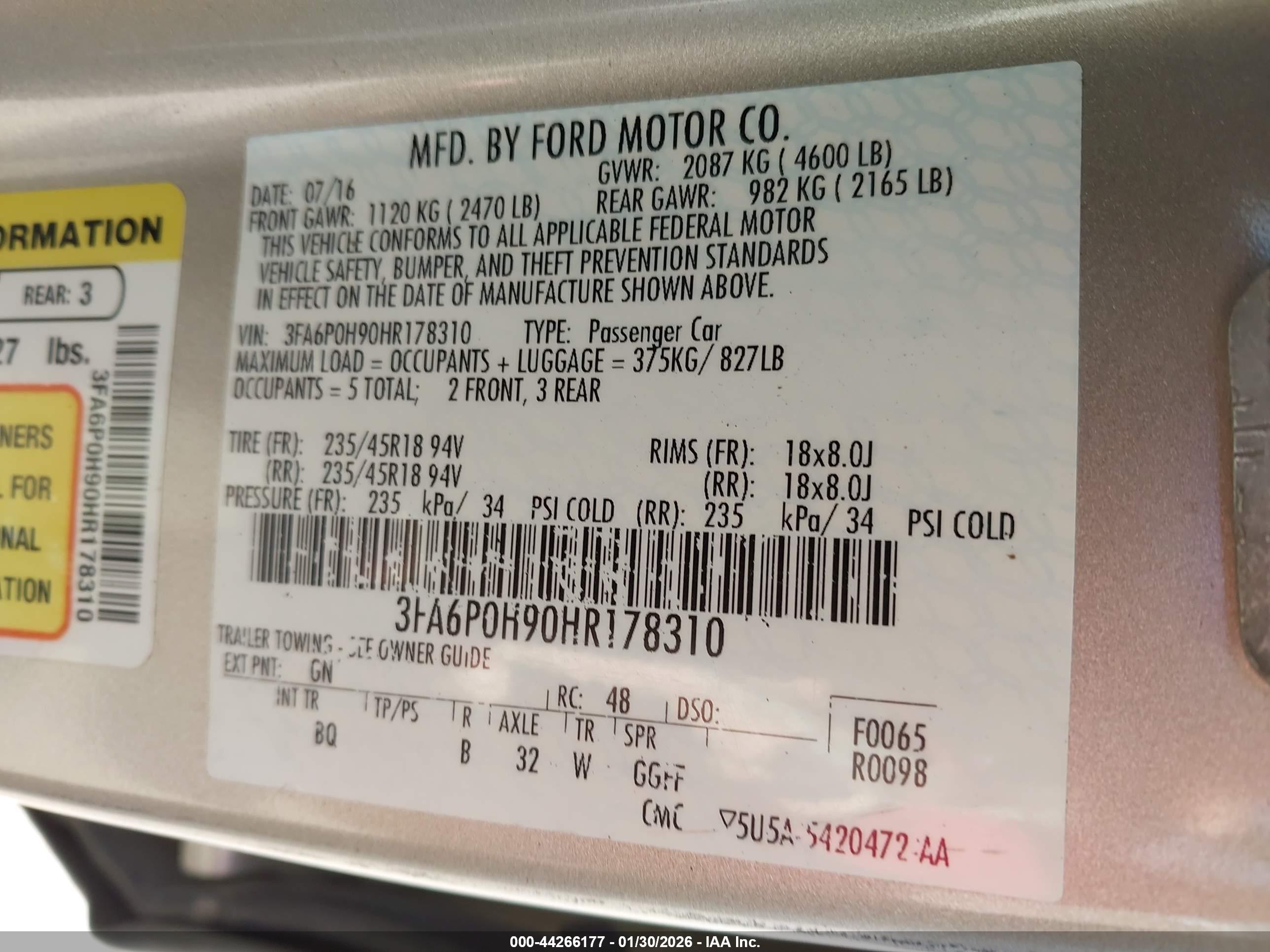 FORD FUSION image 9