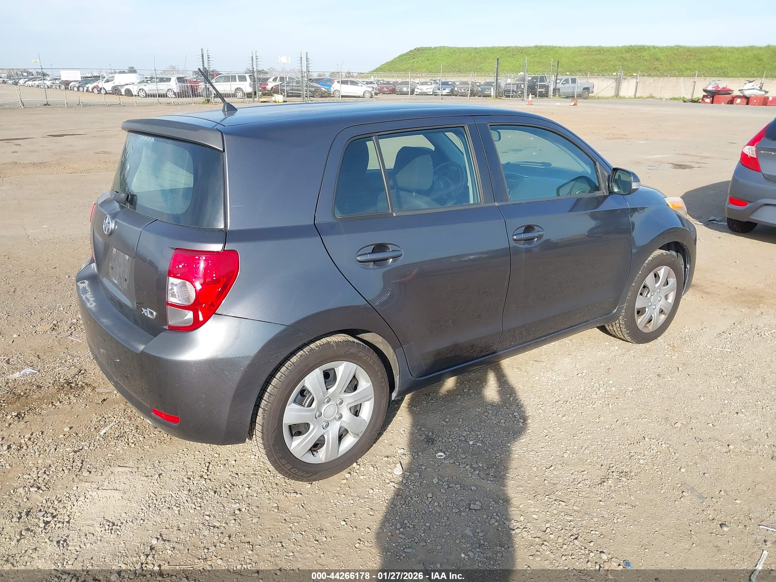SCION XD image 4