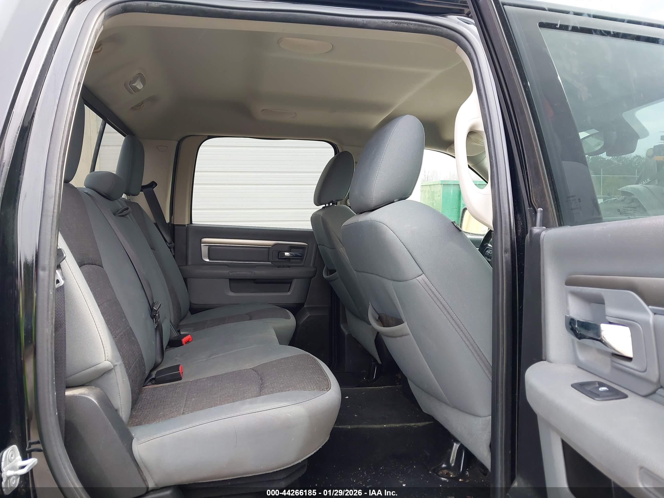 RAM 1500 image 8