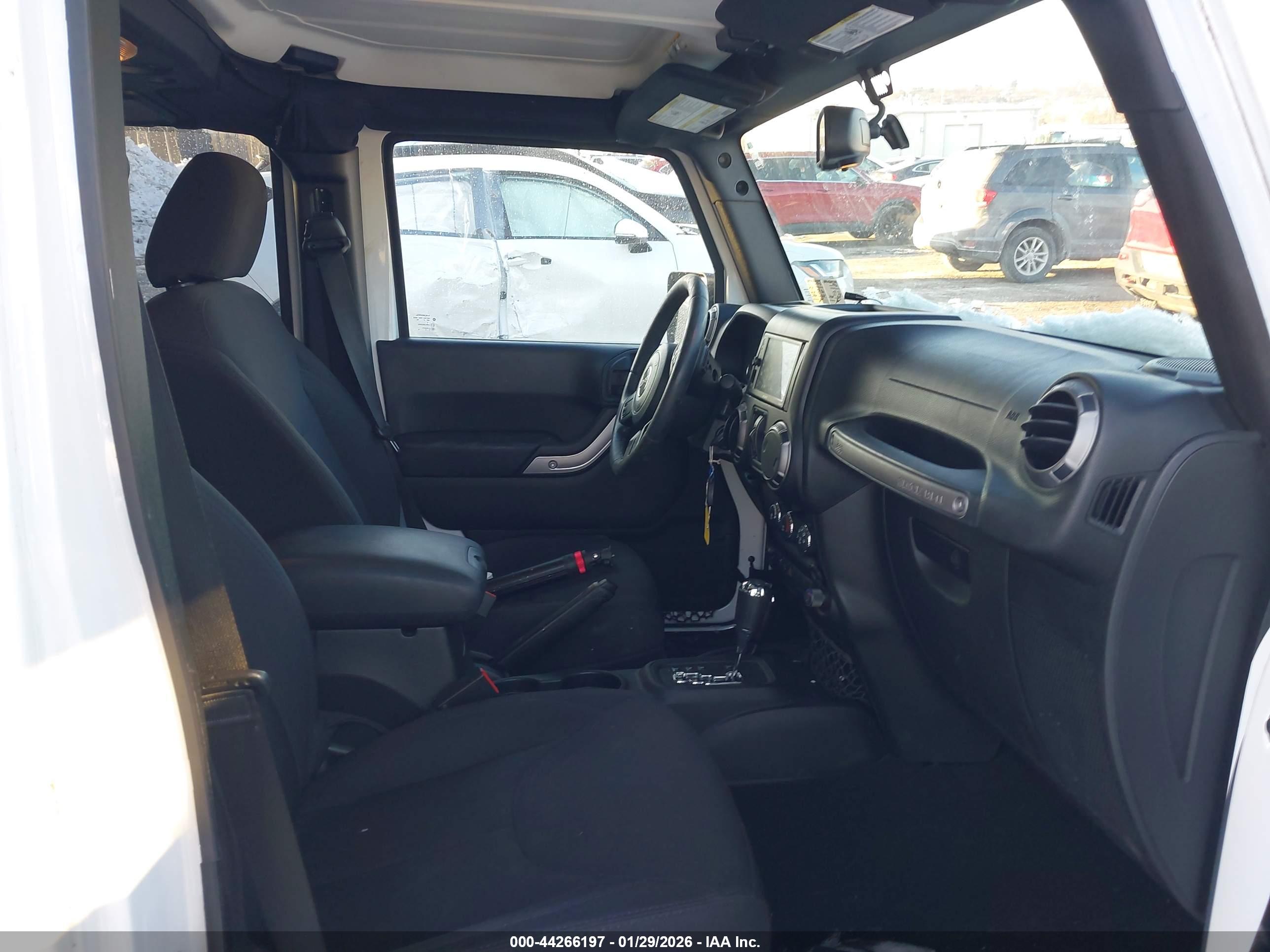 JEEP WRANGLER image 5