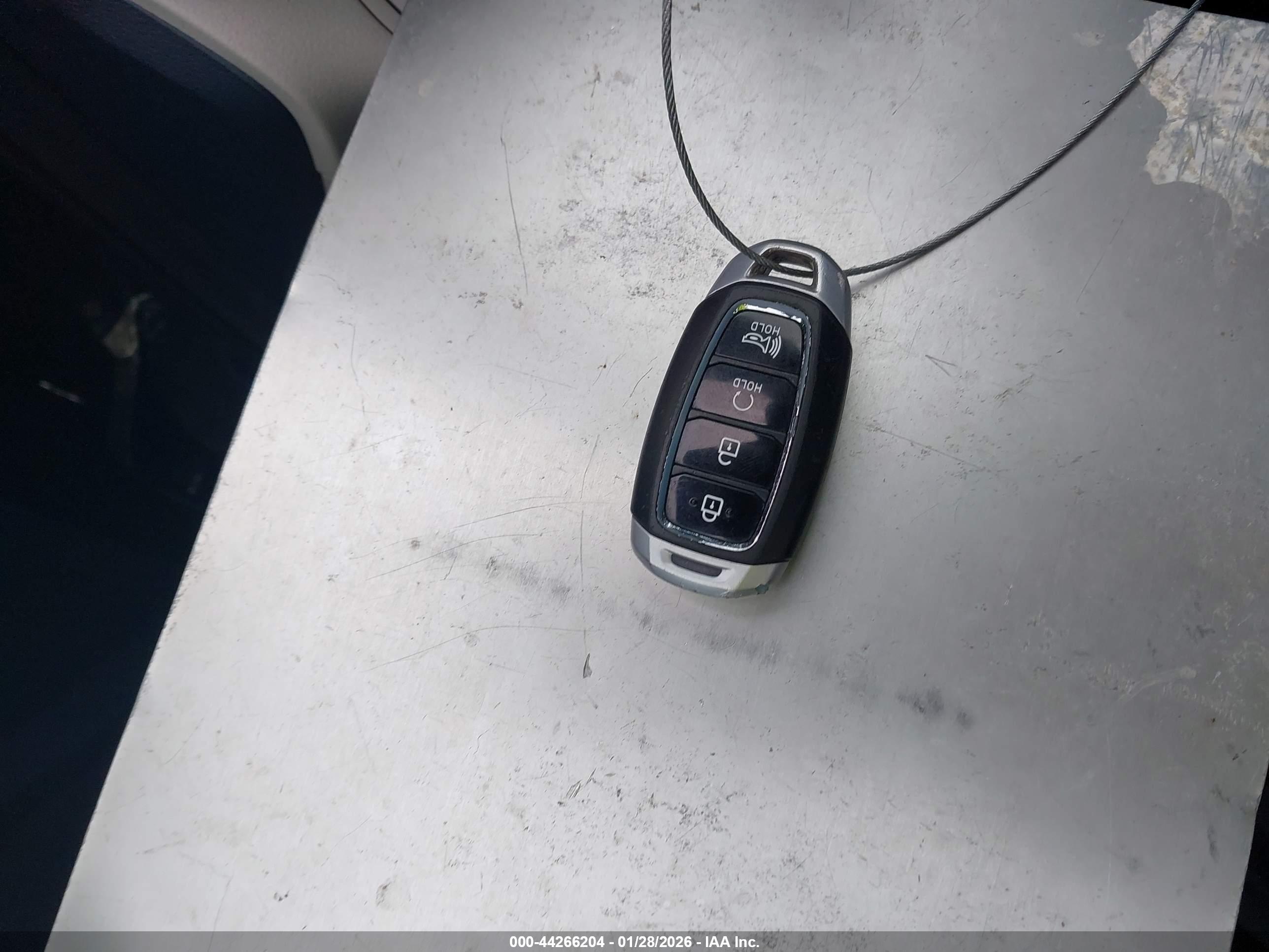 HYUNDAI VENUE image 11