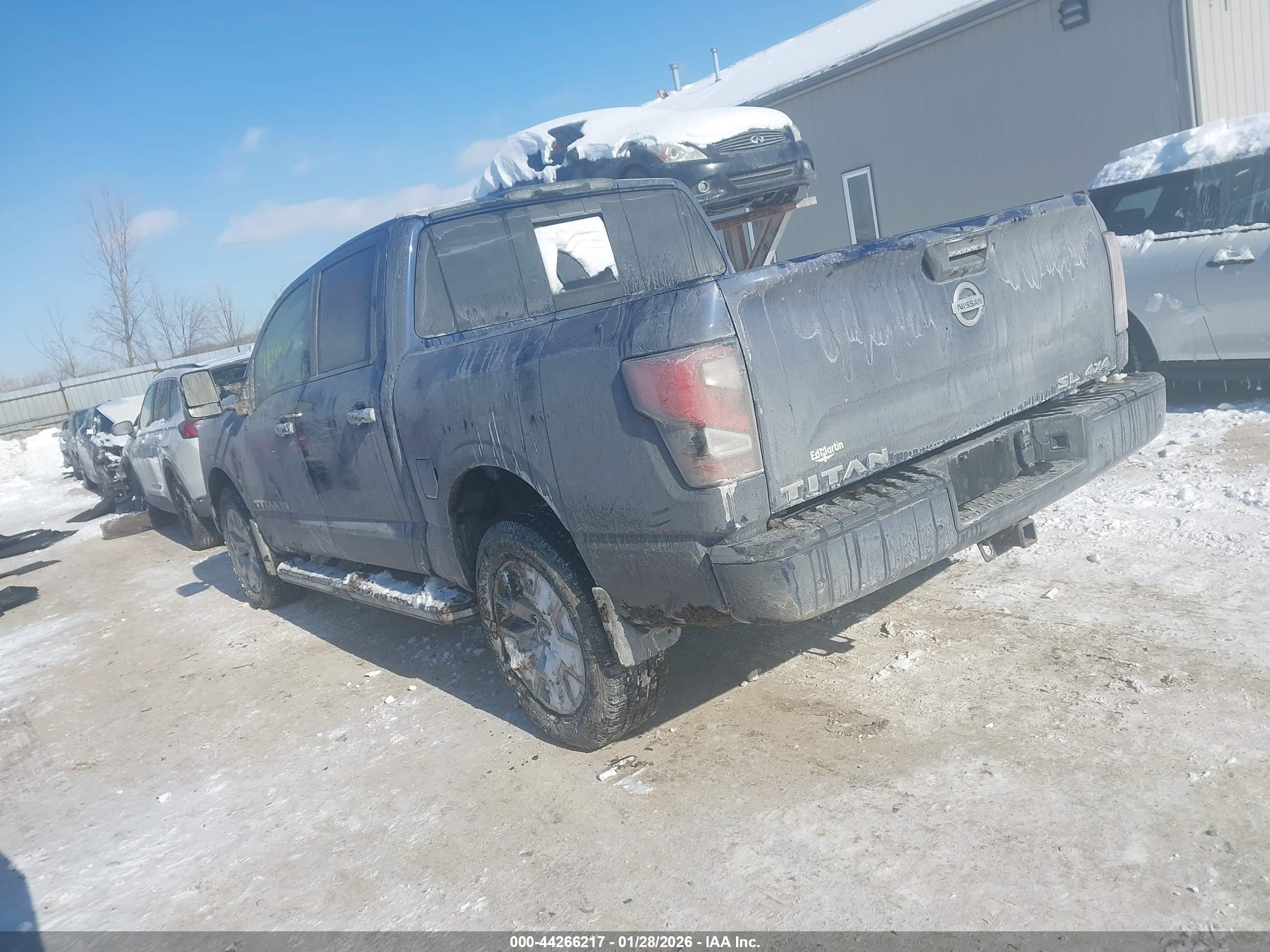 NISSAN TITAN image 3