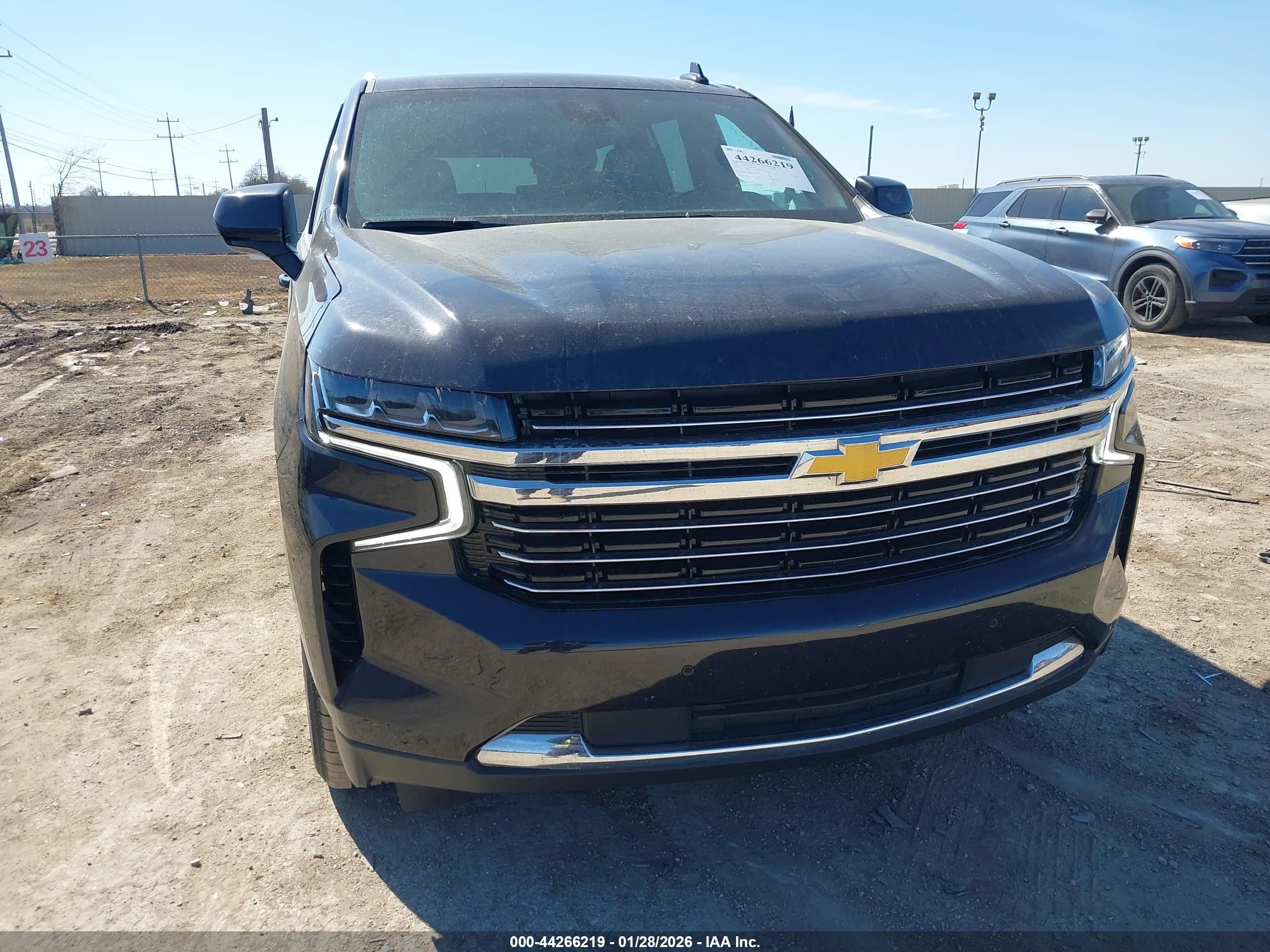CHEVROLET TAHOE image 6
