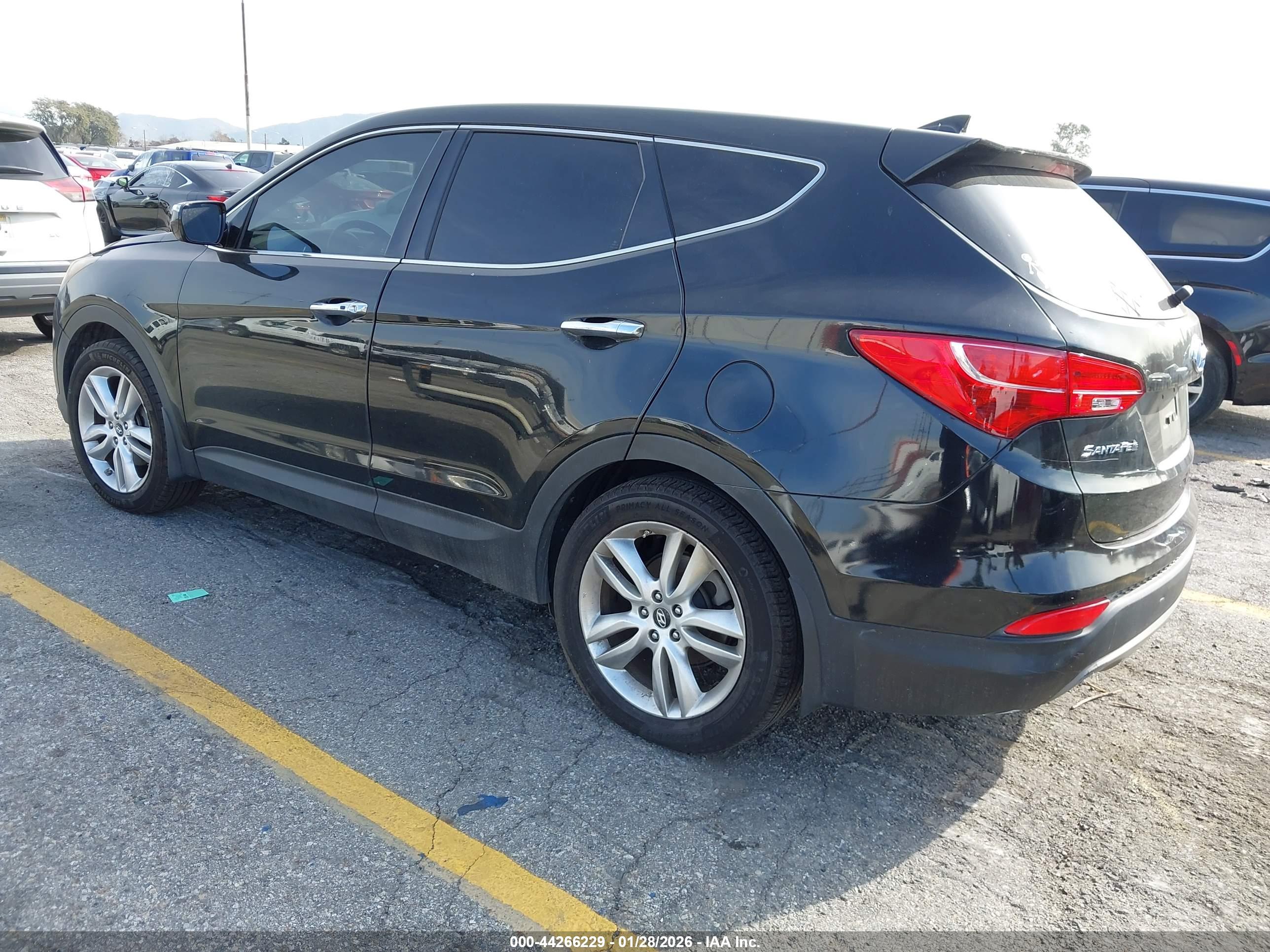 HYUNDAI SANTA image 3
