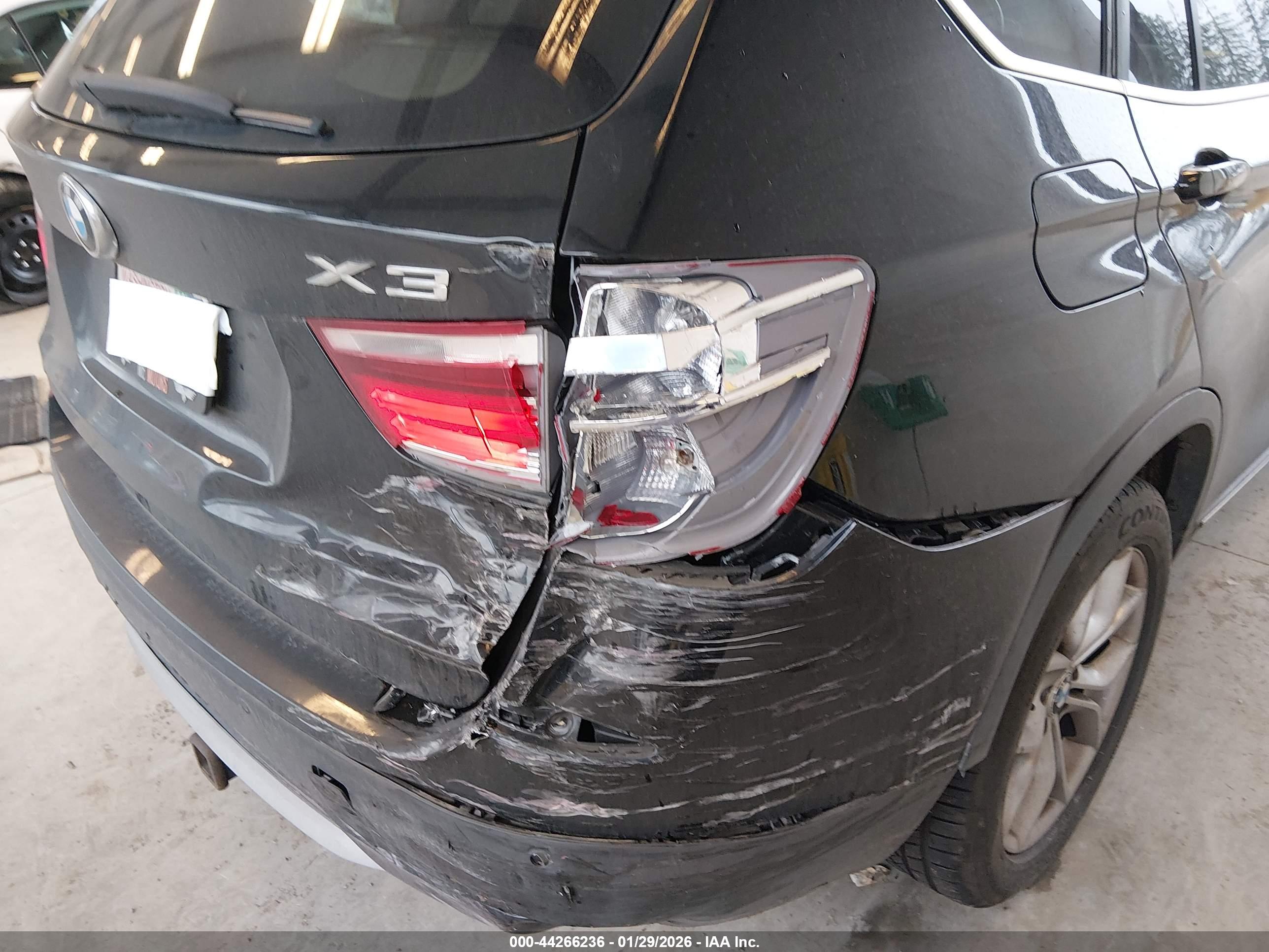 BMW X3 image 6