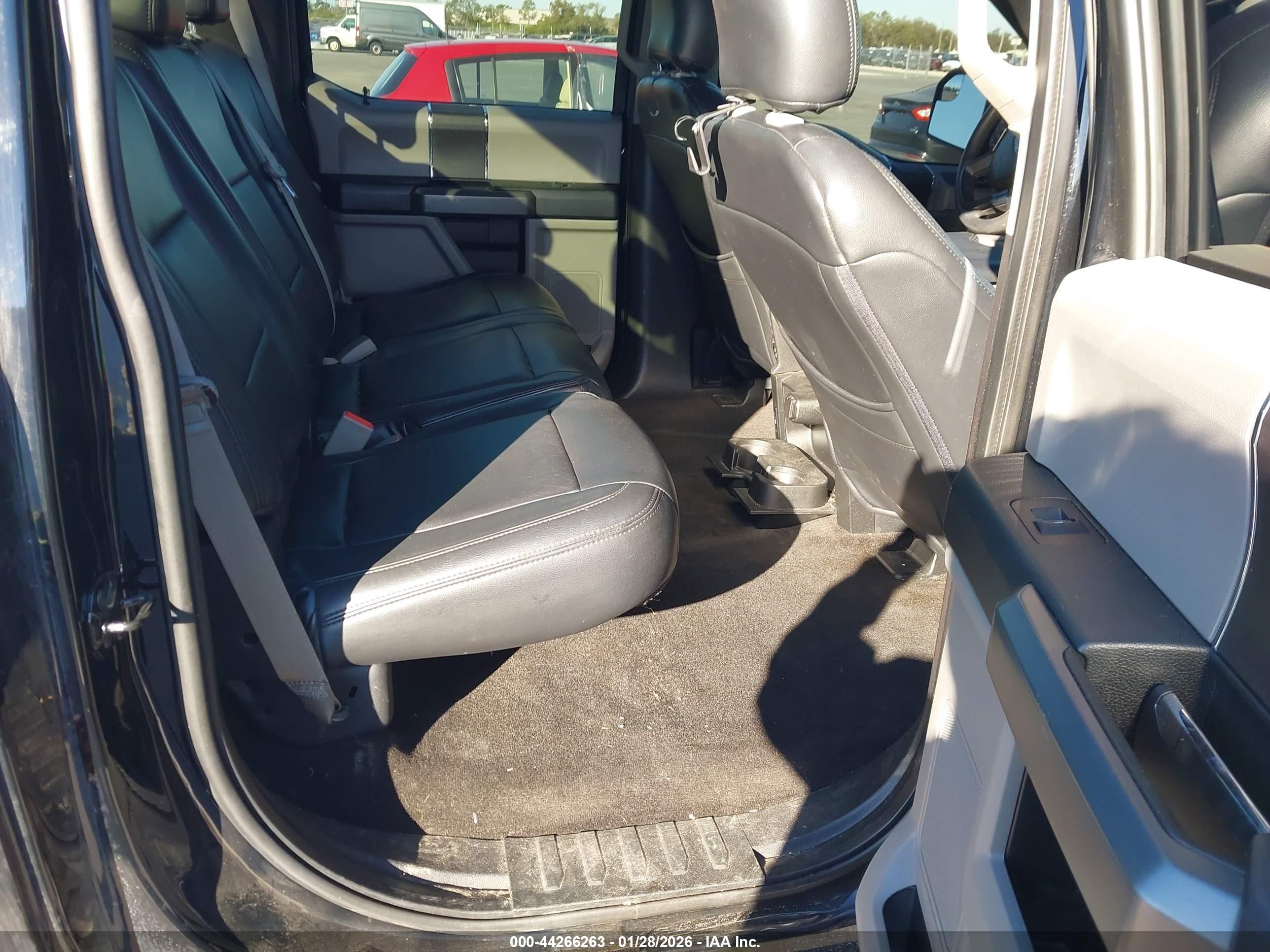 FORD F-150 image 8