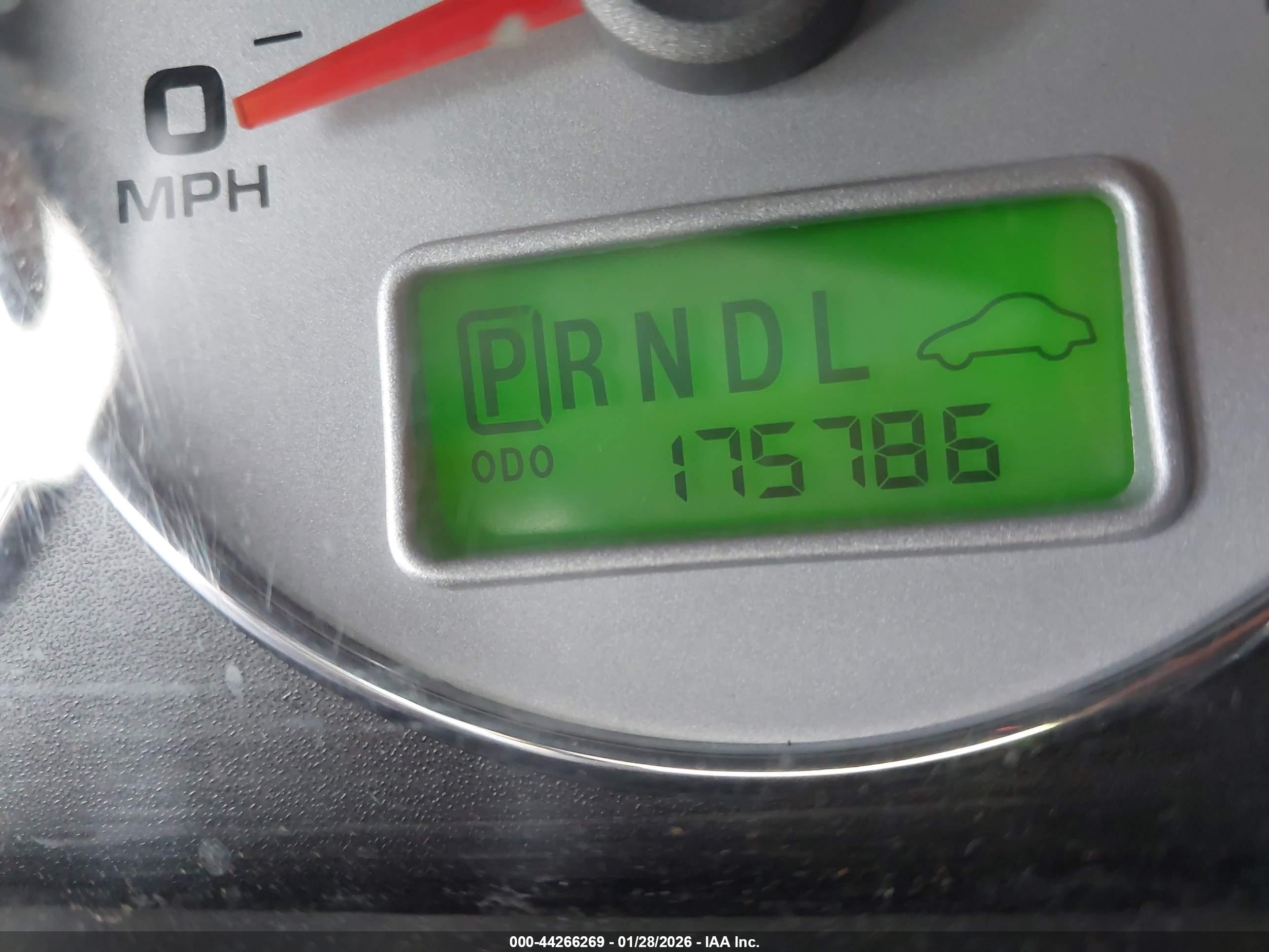 FORD ESCAPE image 7