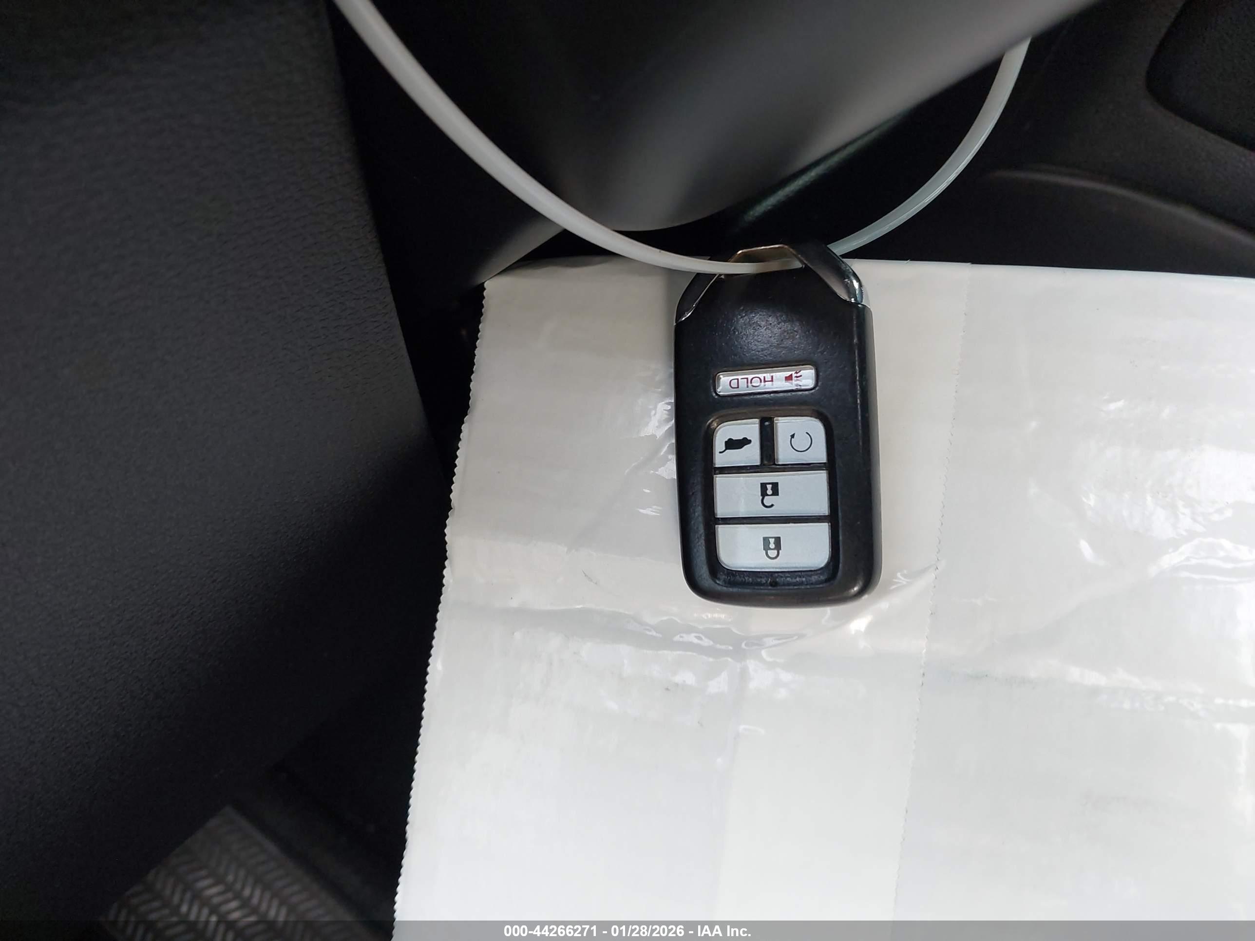 HONDA CR-V image 11