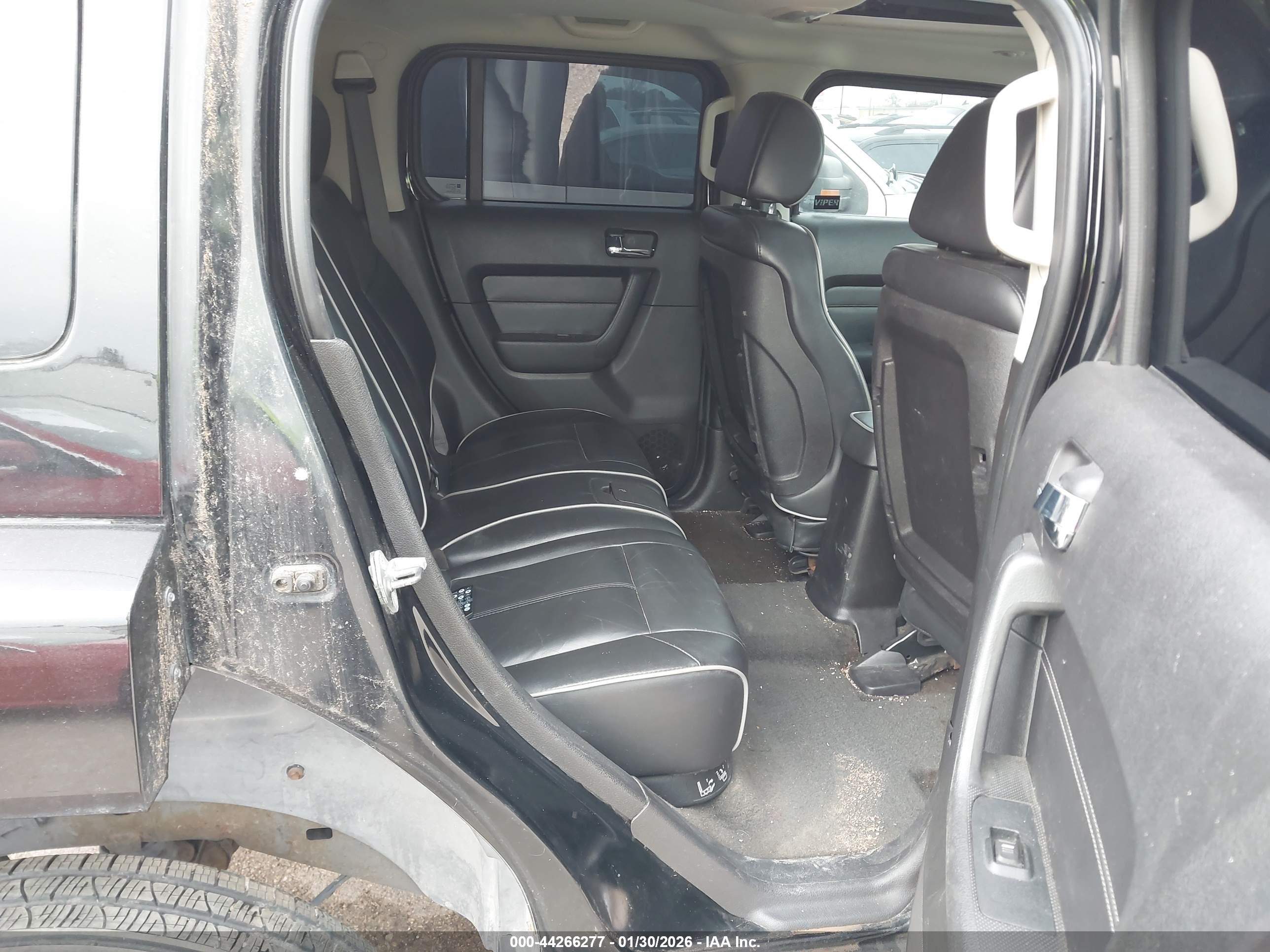 HUMMER H3 image 8