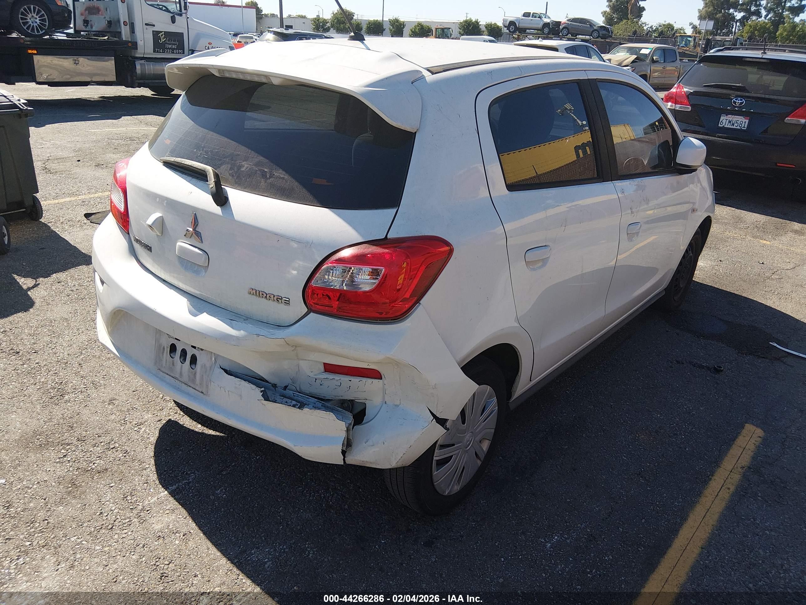 MITSUBISHI MIRAGE image 4