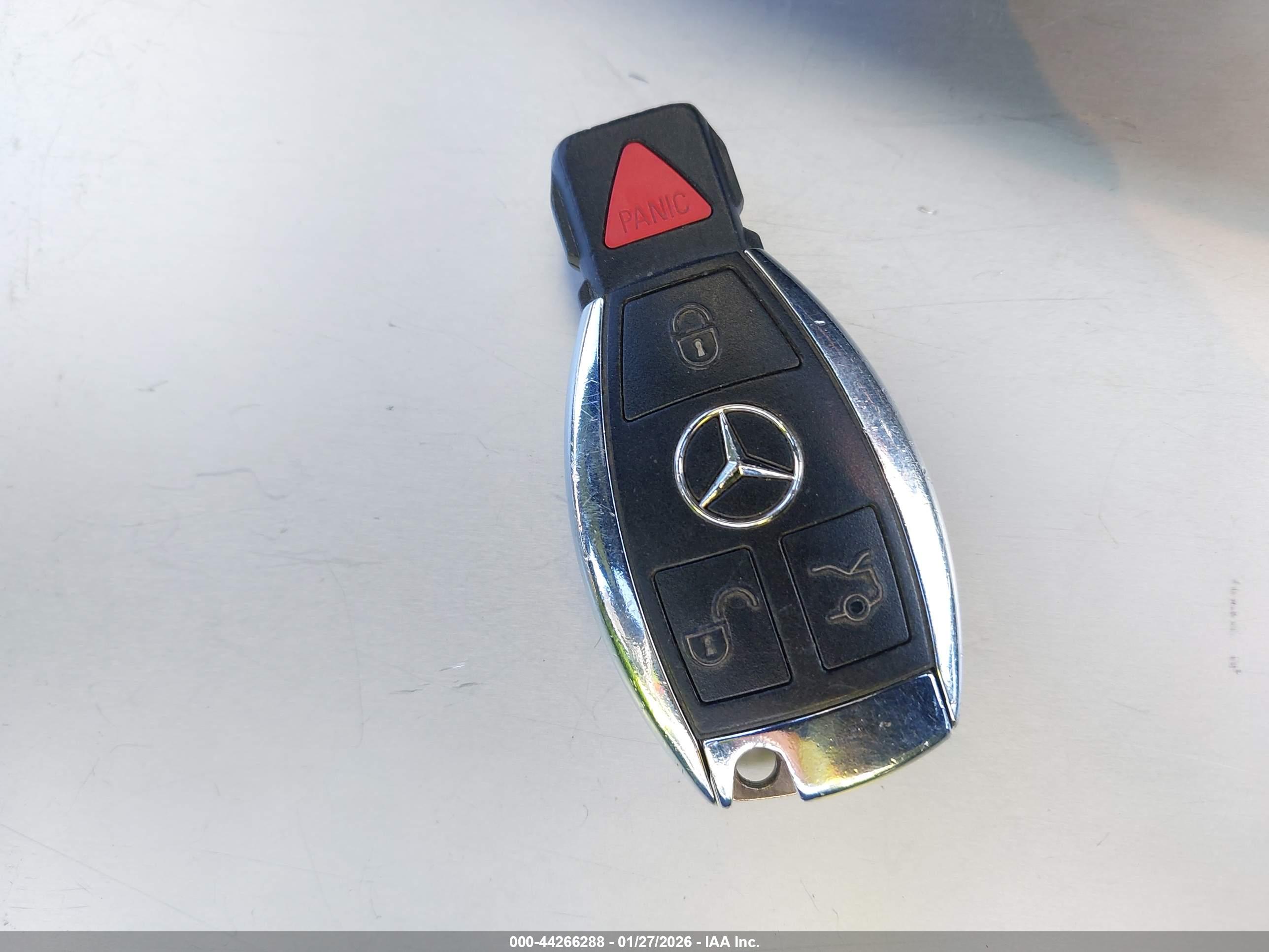 MERCEDES-BENZ CLA image 11