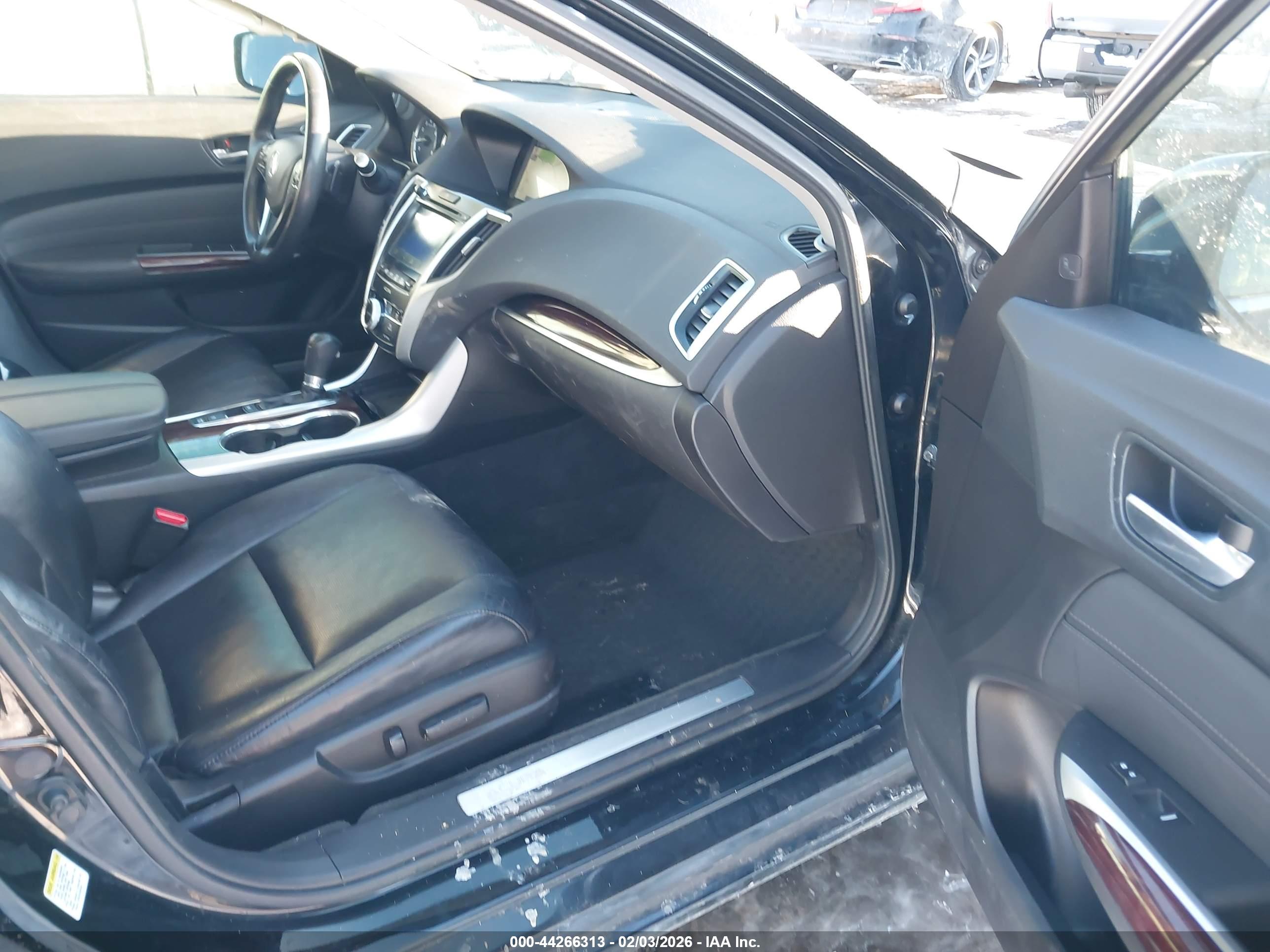 ACURA TLX image 5