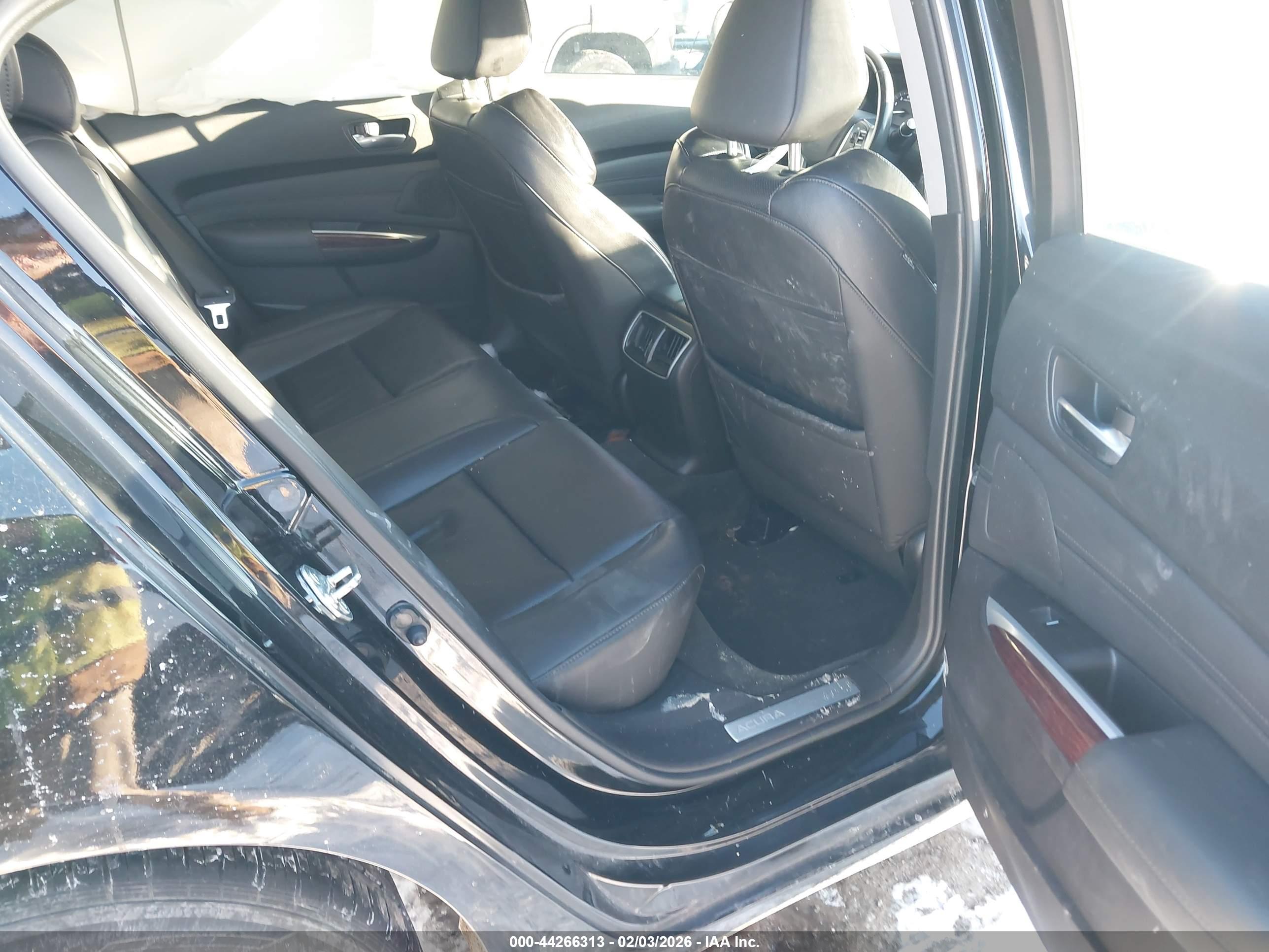 ACURA TLX image 8