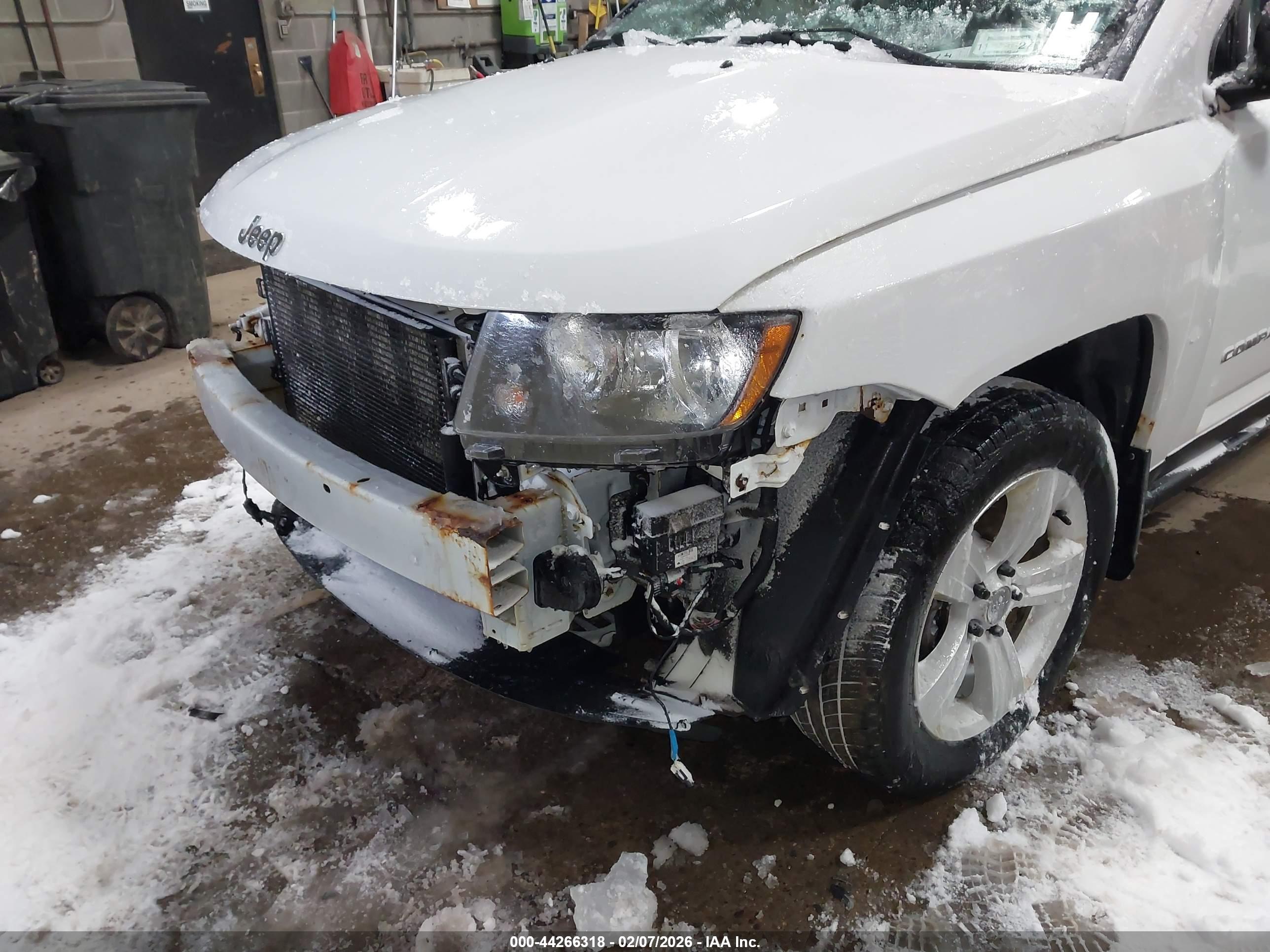 JEEP COMPASS image 6