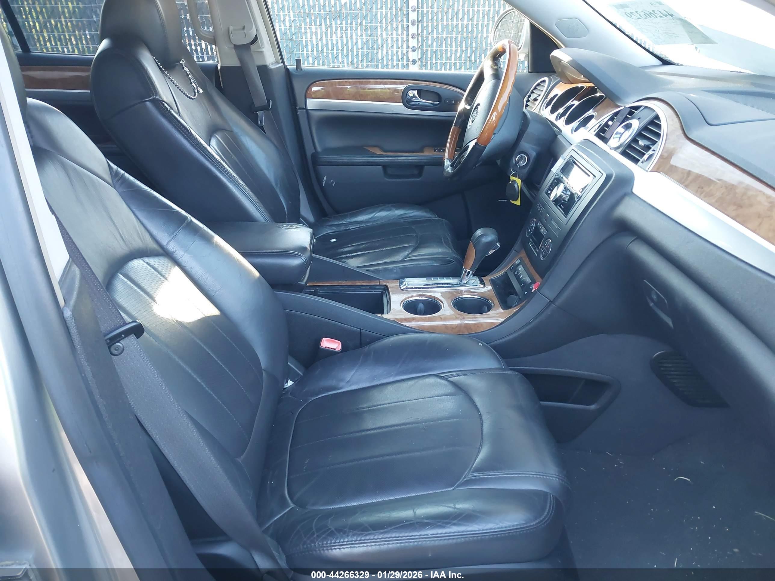 BUICK ENCLAVE image 5
