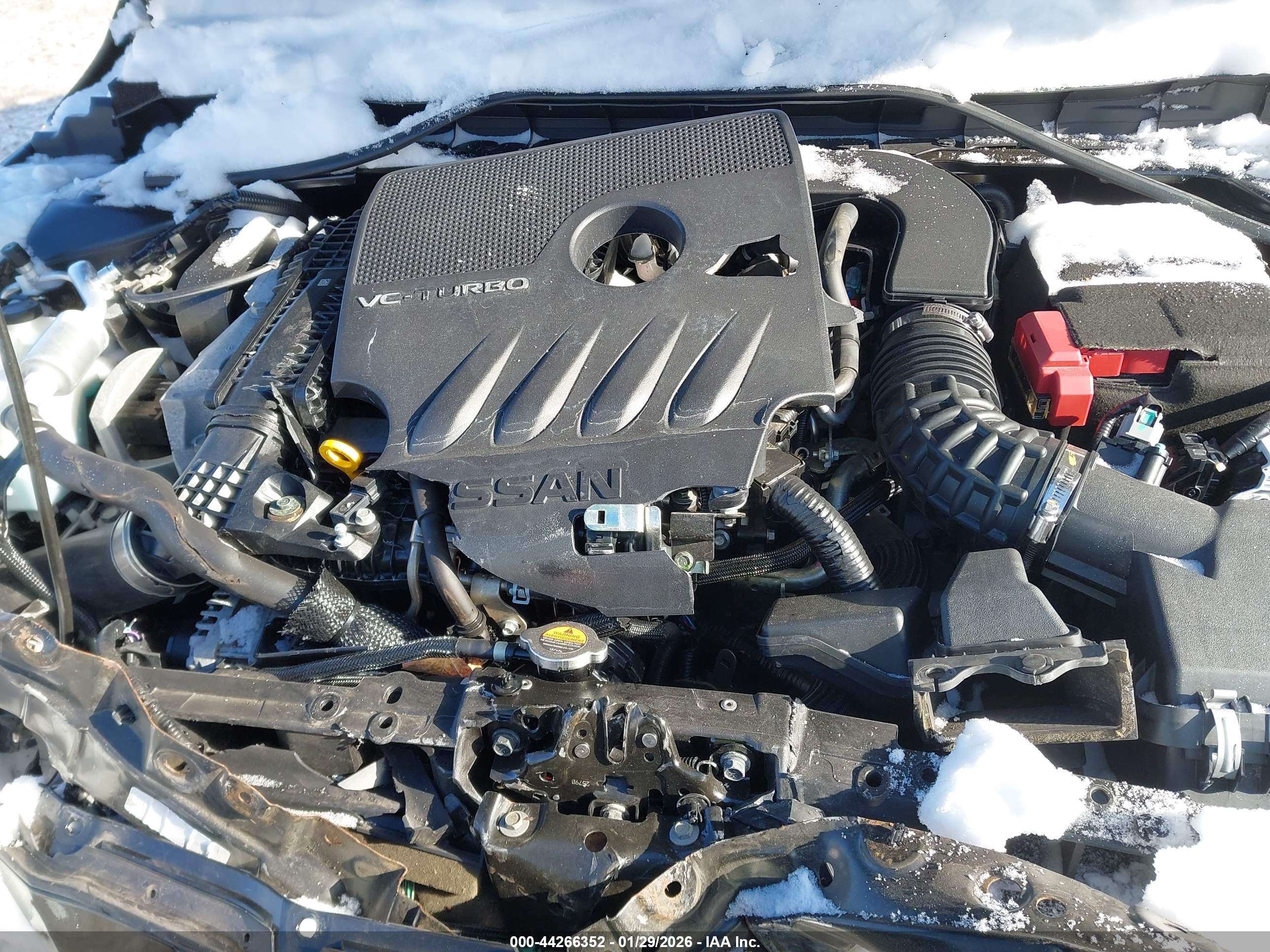 NISSAN ALTIMA image 10