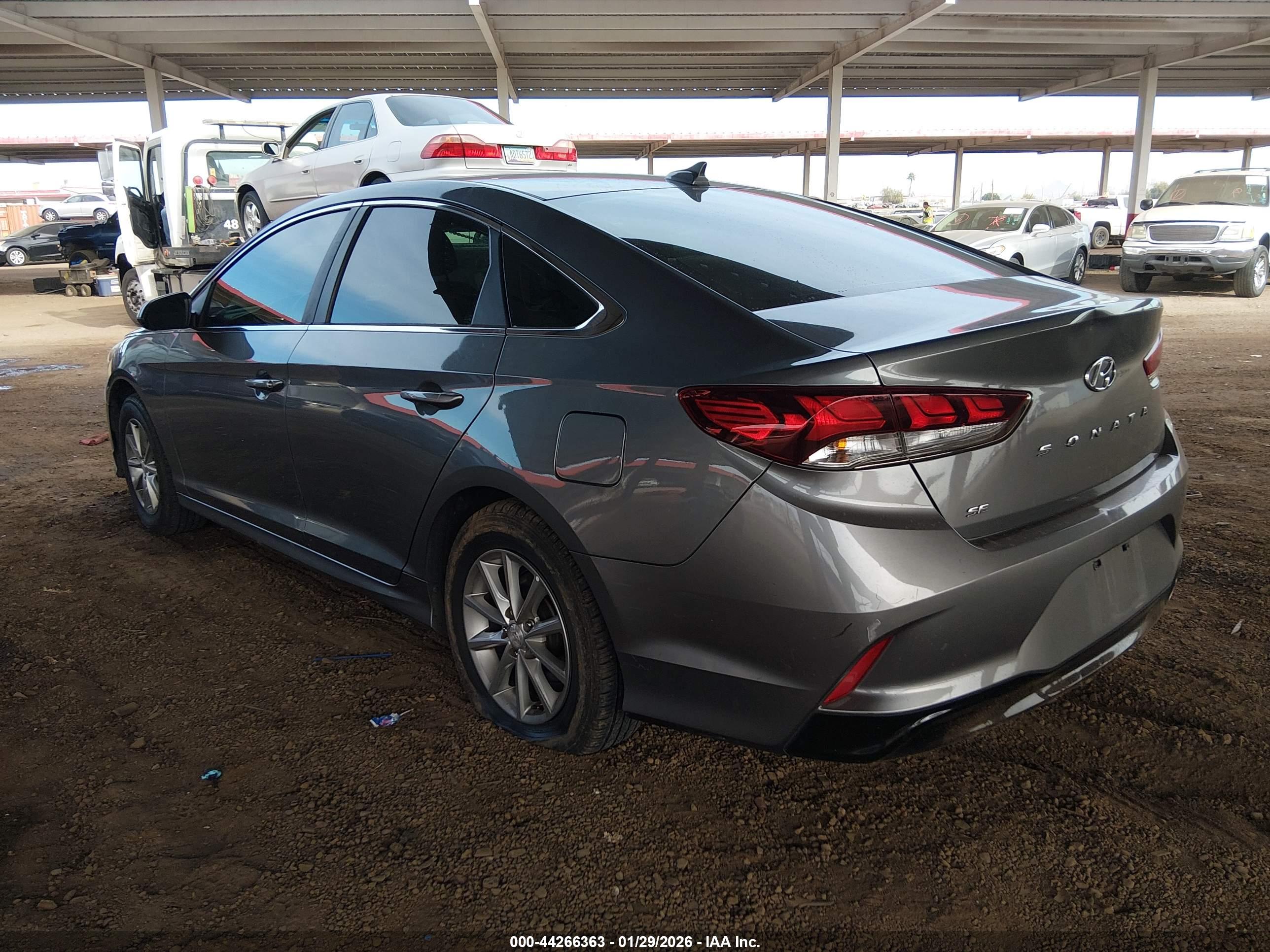 HYUNDAI SONATA image 3
