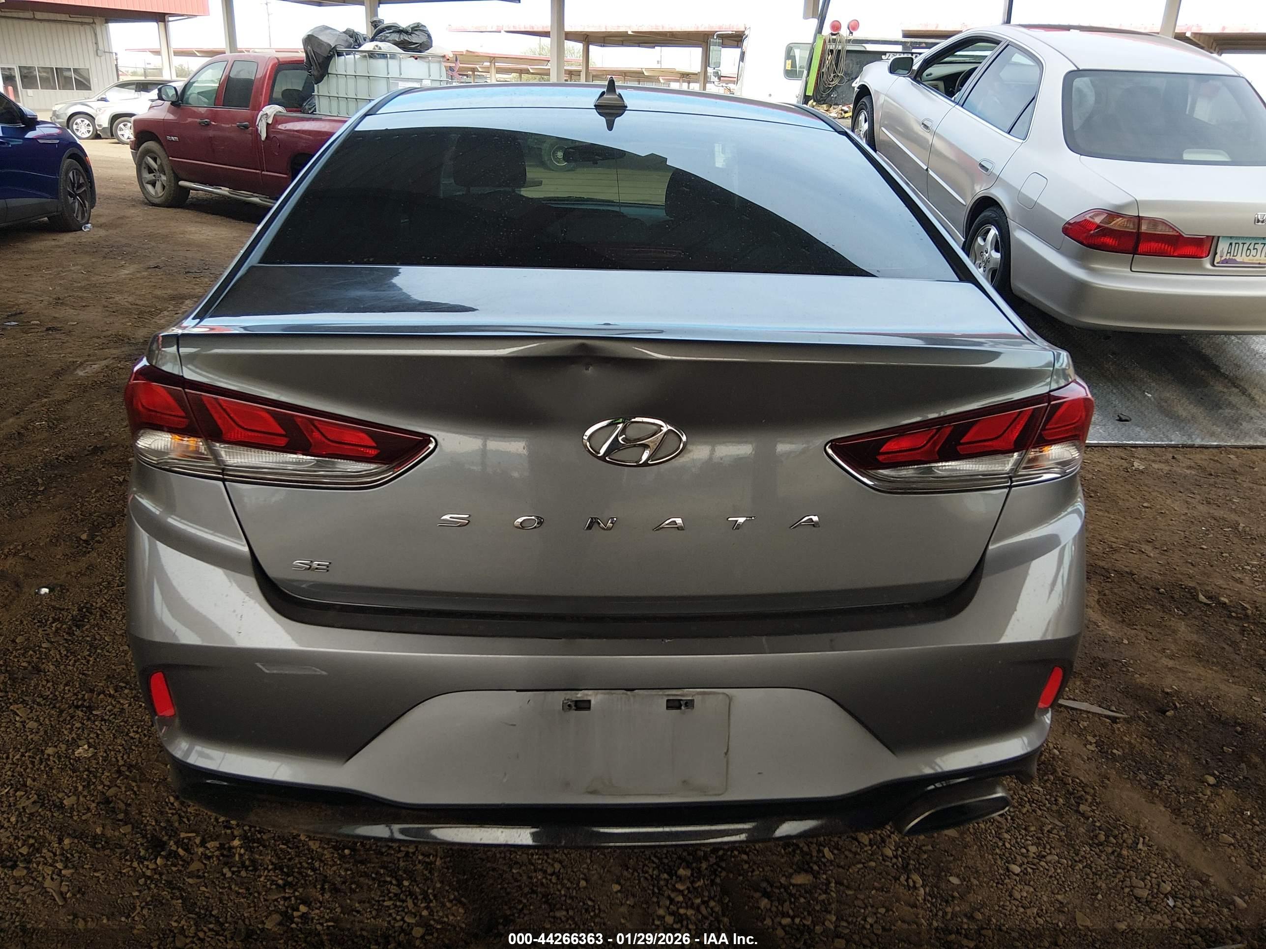 HYUNDAI SONATA image 6