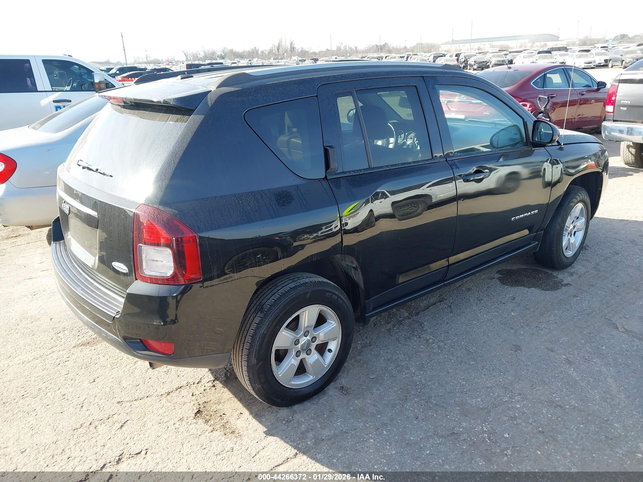 JEEP COMPASS image 4
