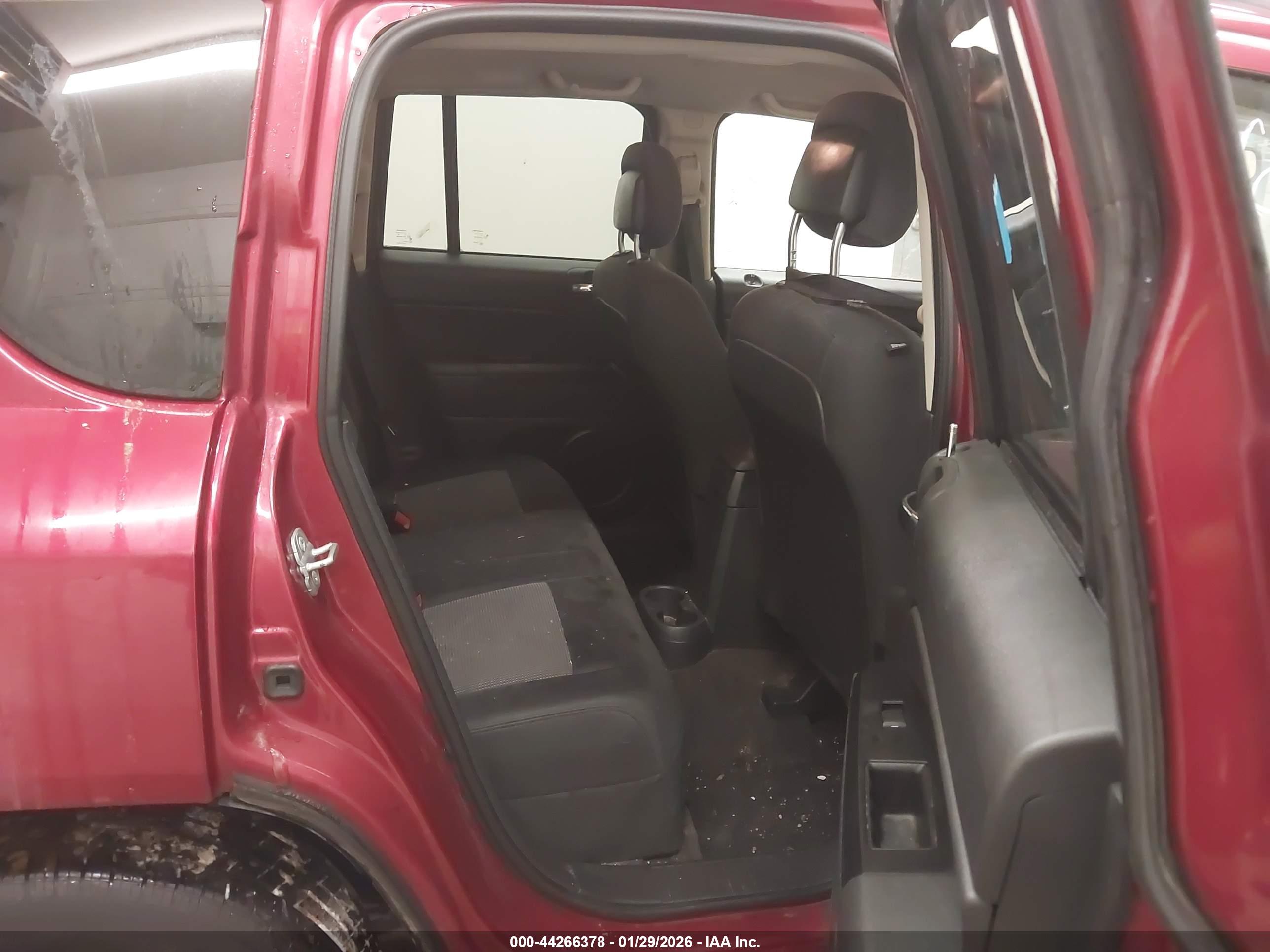 JEEP COMPASS image 8