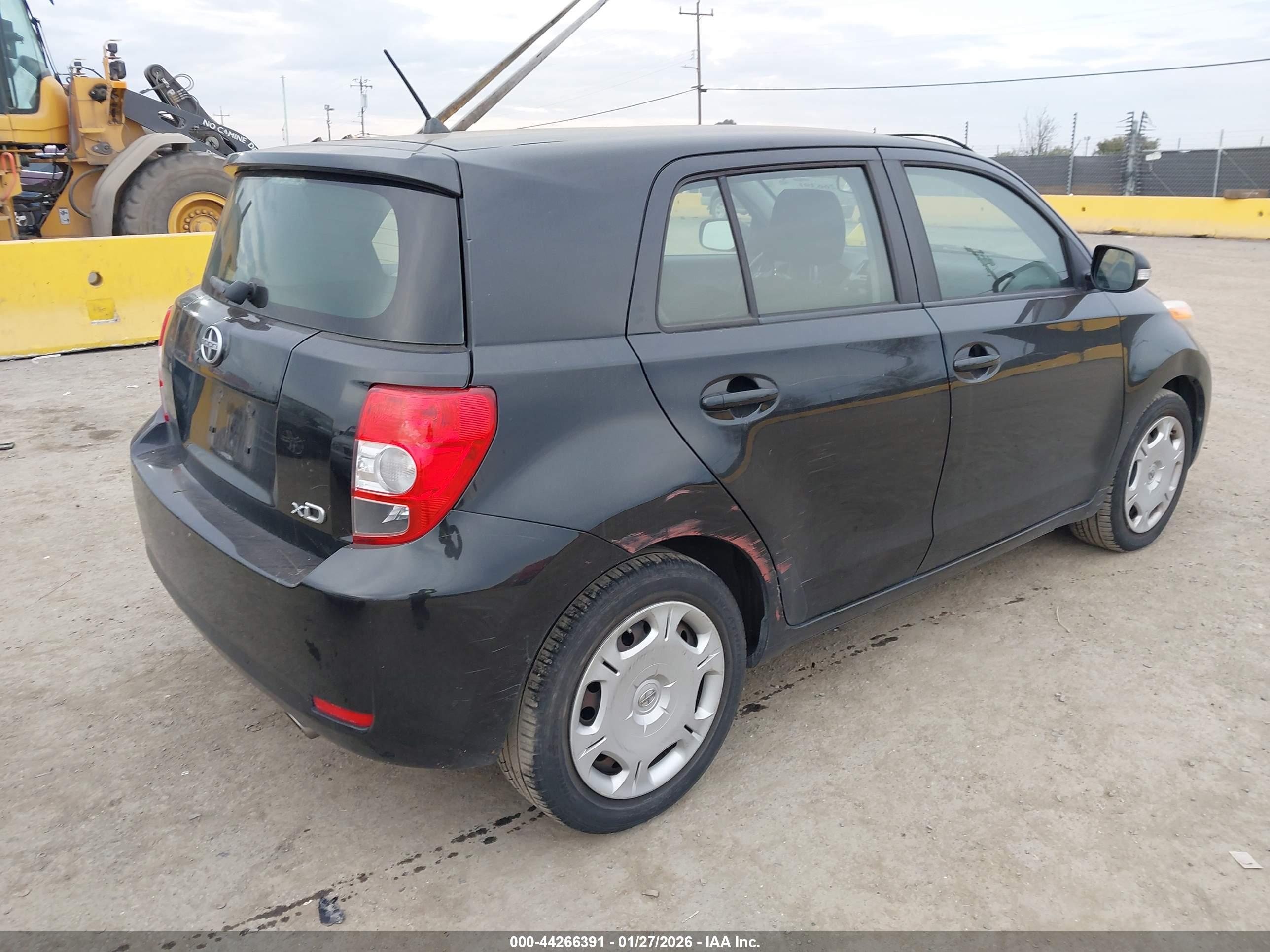 SCION XD image 4