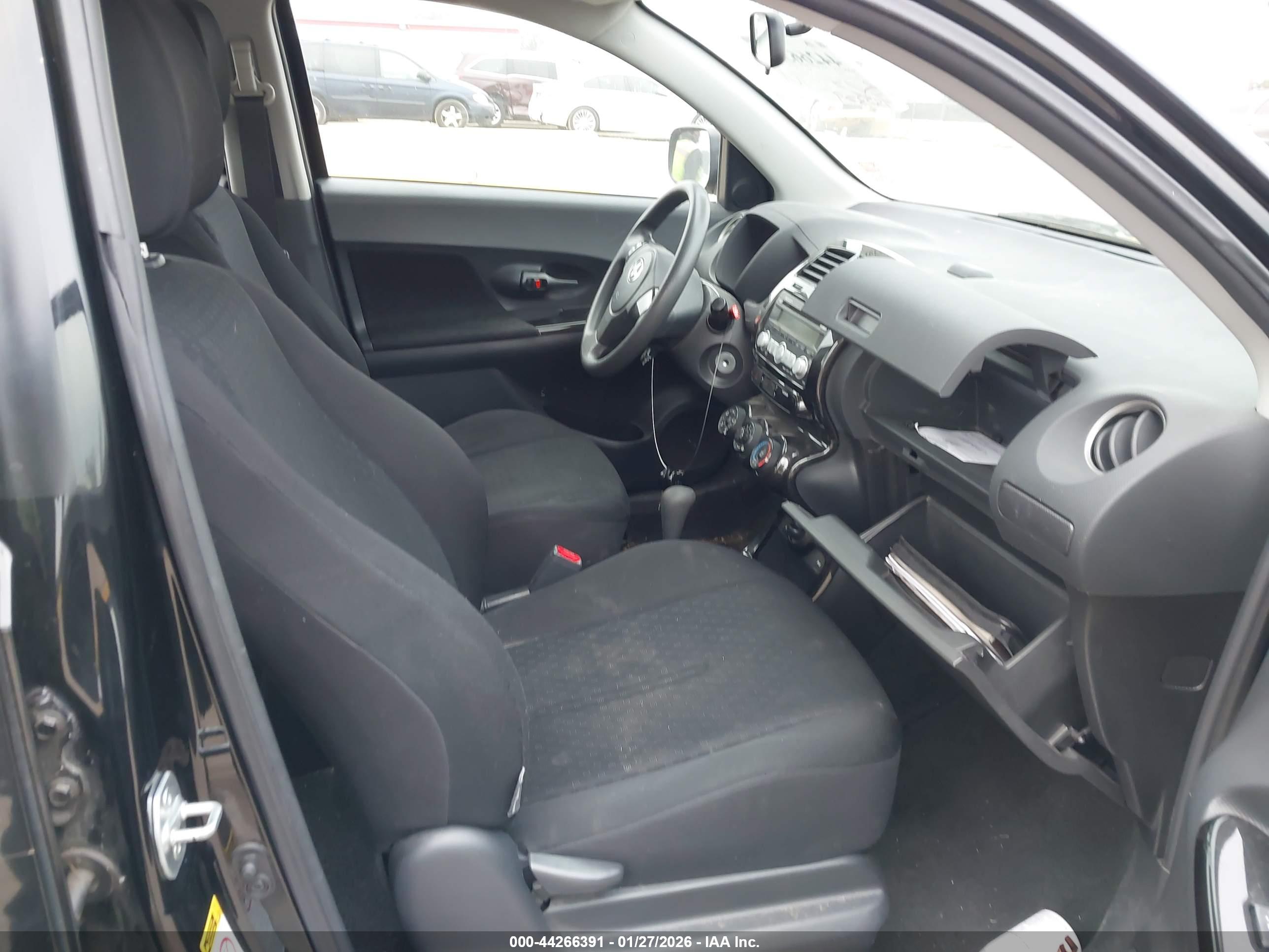SCION XD image 5