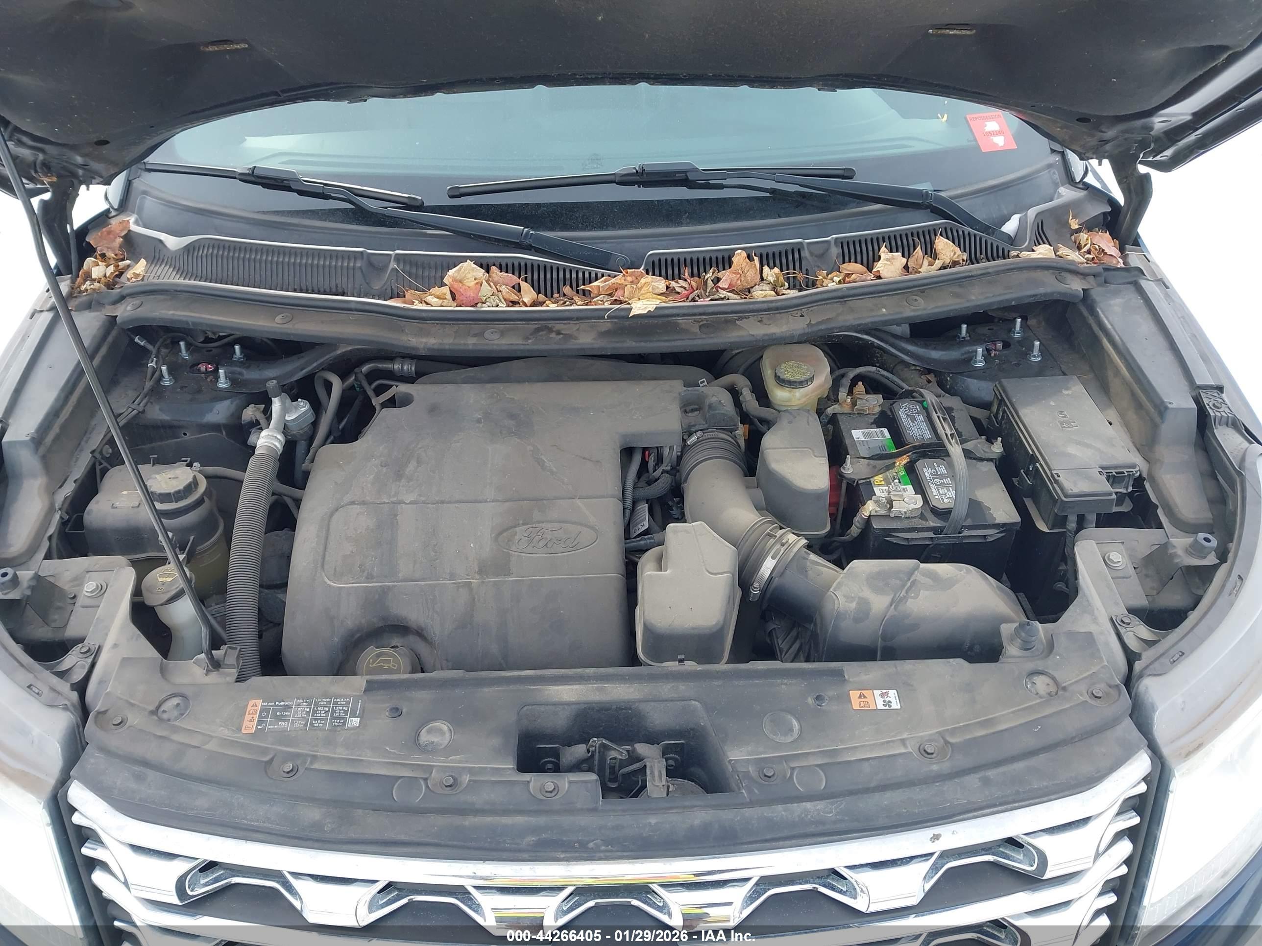 FORD EXPLORER image 10