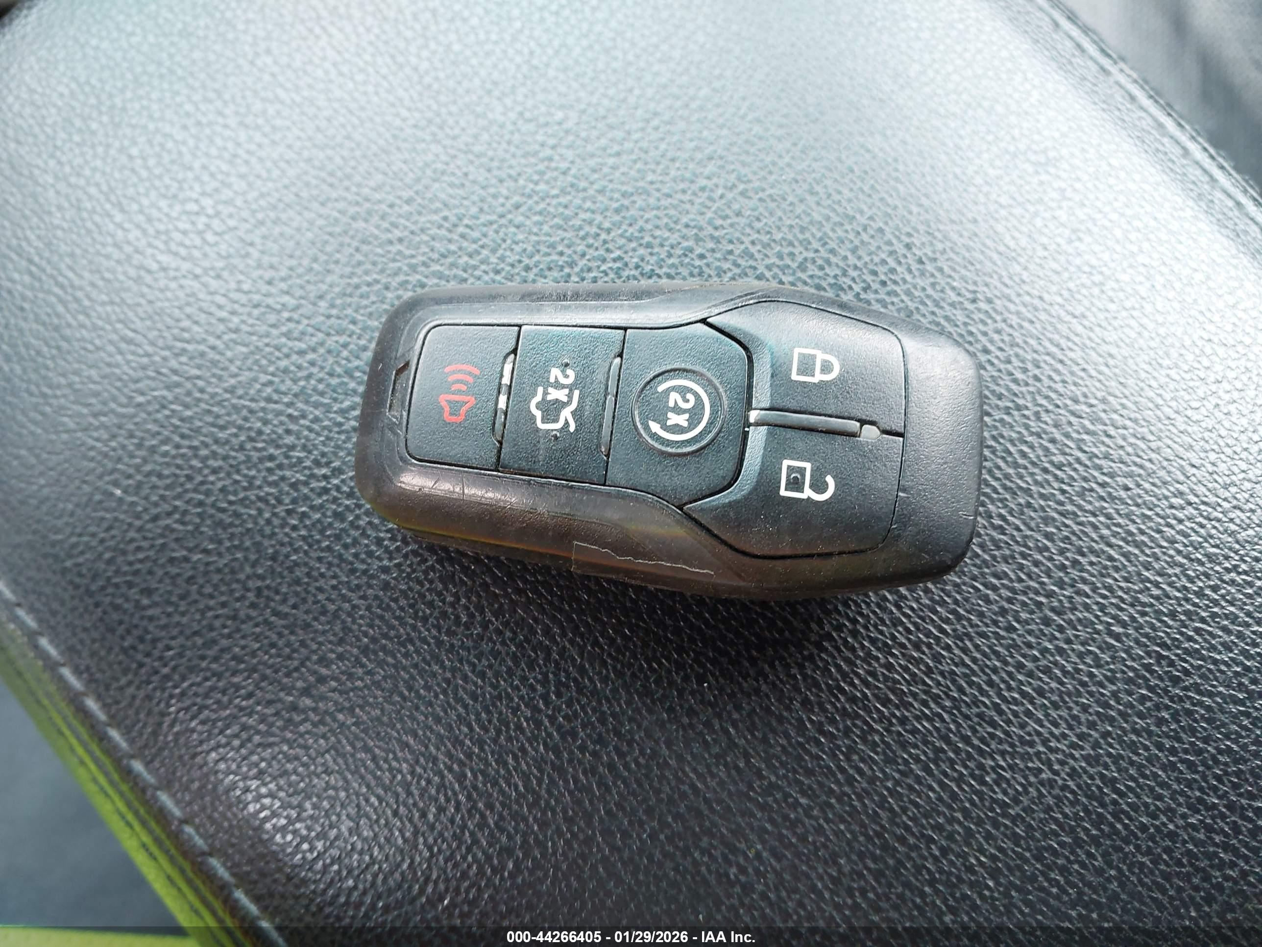 FORD EXPLORER image 11