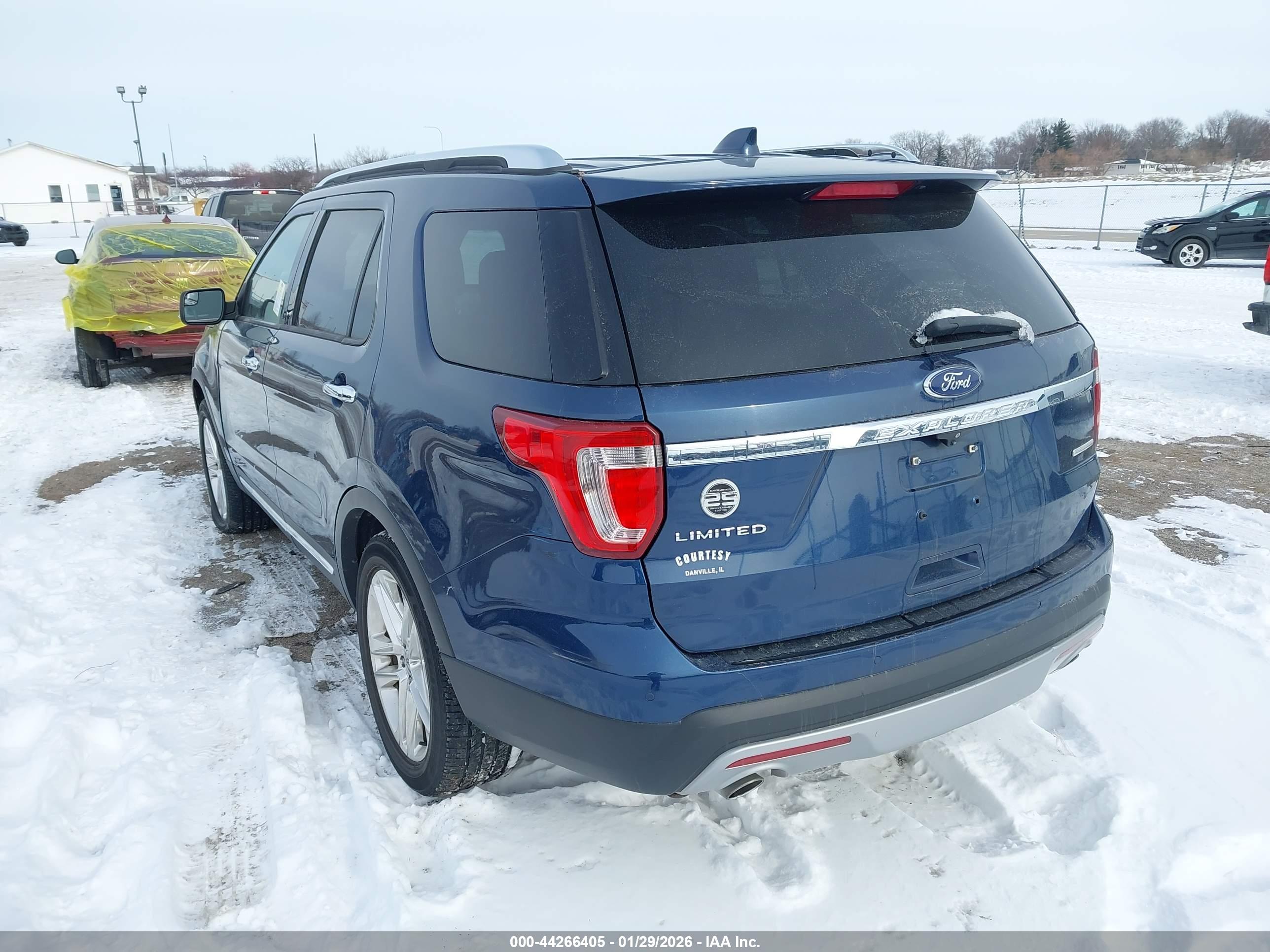 FORD EXPLORER image 3