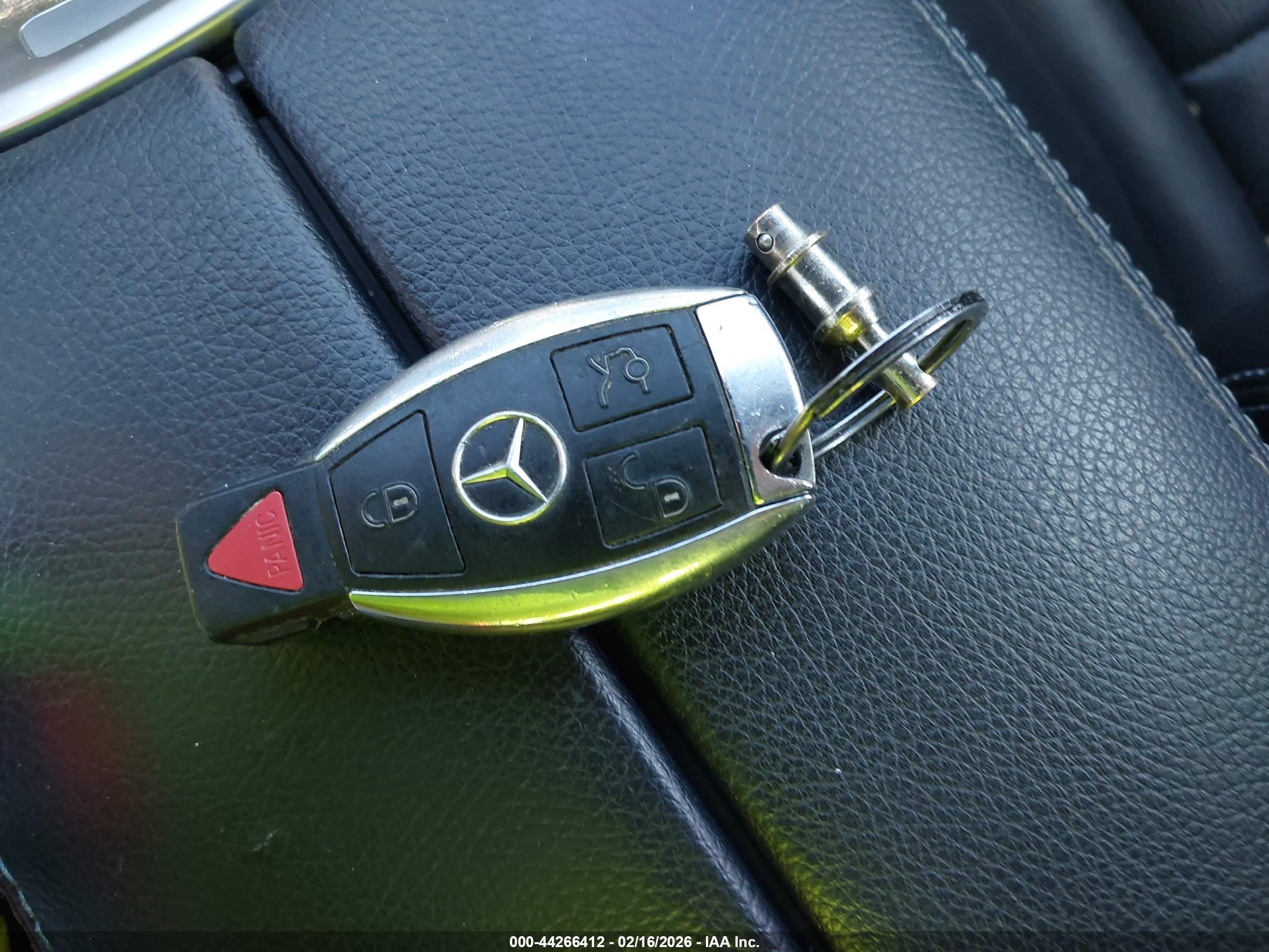 MERCEDES-BENZ C image 11